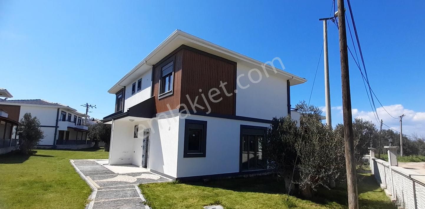 Rw Nefes' Ten Pelitköy' De Site İçerisinde 3+1 İkiz Villa