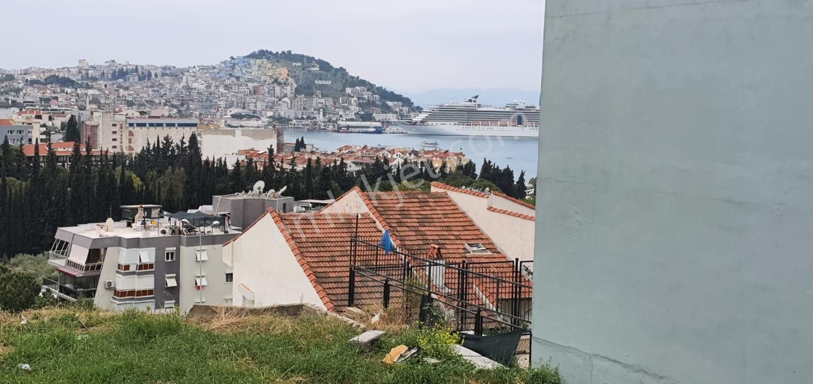 Kuşadası'nın En Prestijli Bölgesi'nde Satılık Villa Arsası - Görsel 6