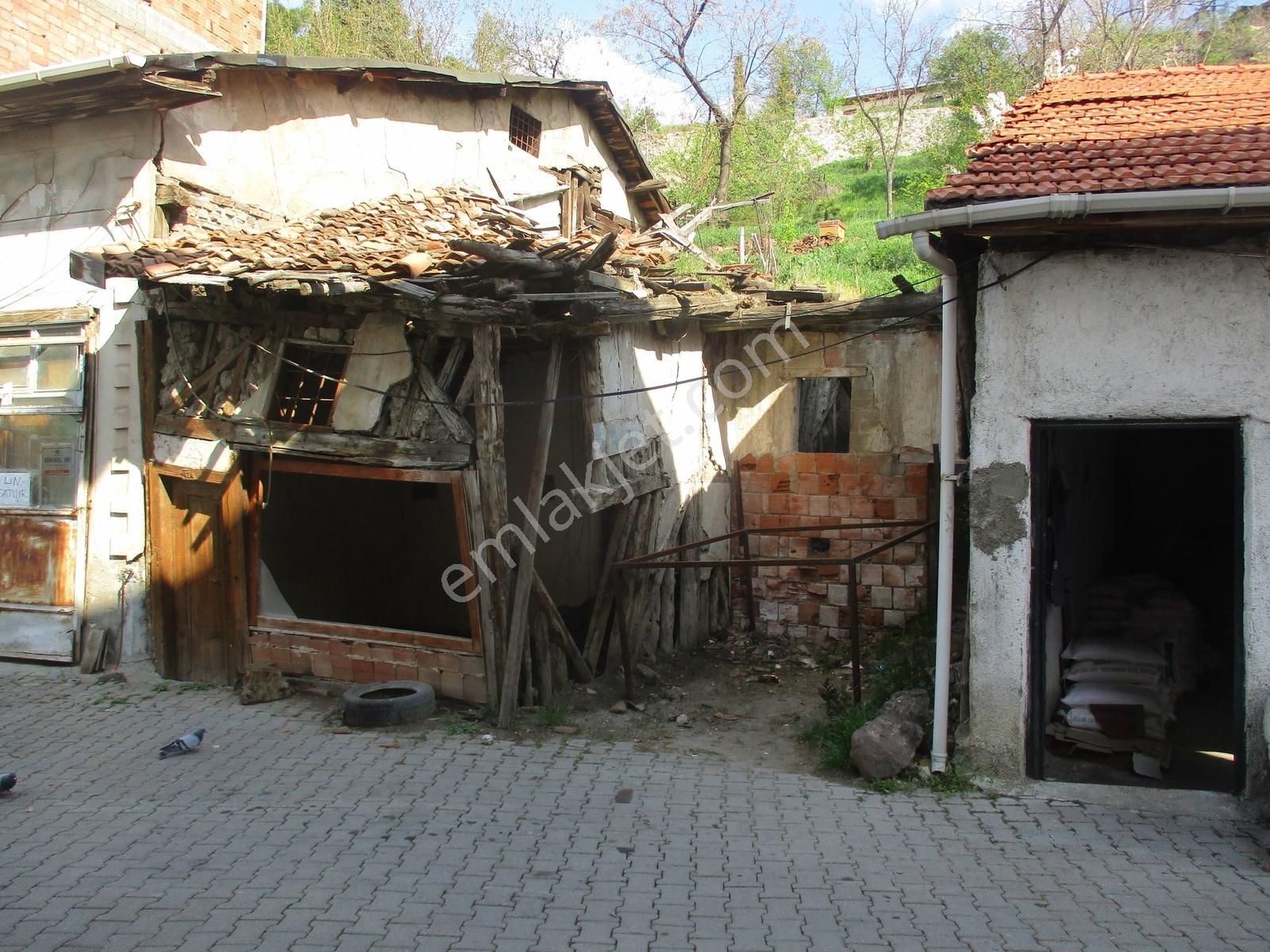 Çorum İskilip Semerciler Çarşısında 48 M2 İki Dükkan Satılık Dük - Görsel 11