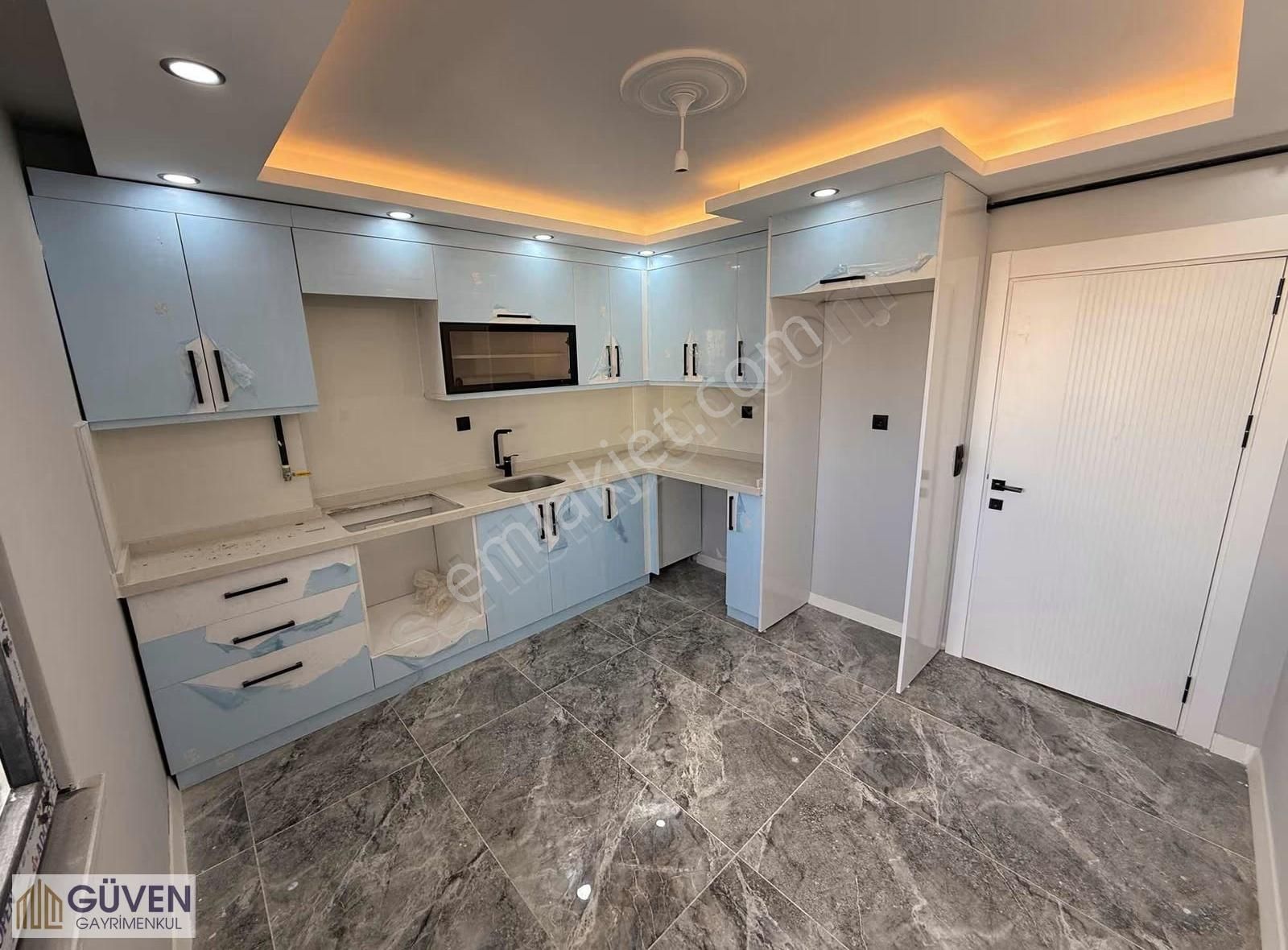 Battal Gazi Caddesi Dibi 2+1 Geniş Arakat - Görsel 13