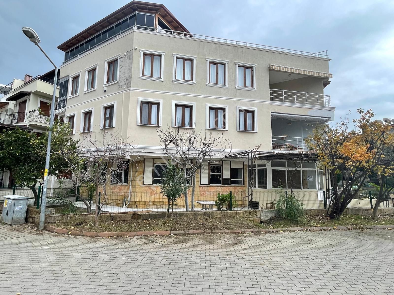 Altınoluk’ta Denize 1 Sokak – Müstakil Tadında, Bahçe Kullanımlı Daire - Görsel 25