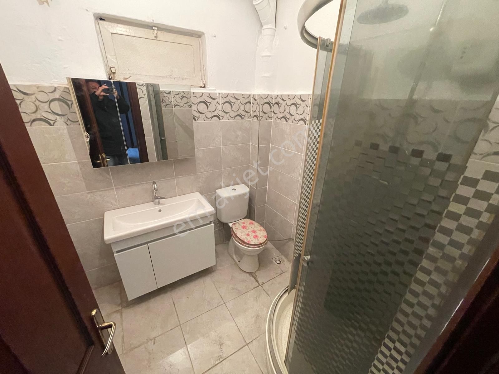 Altınoluk’ta Denize 1 Sokak – Müstakil Tadında, Bahçe Kullanımlı Daire - Görsel 11