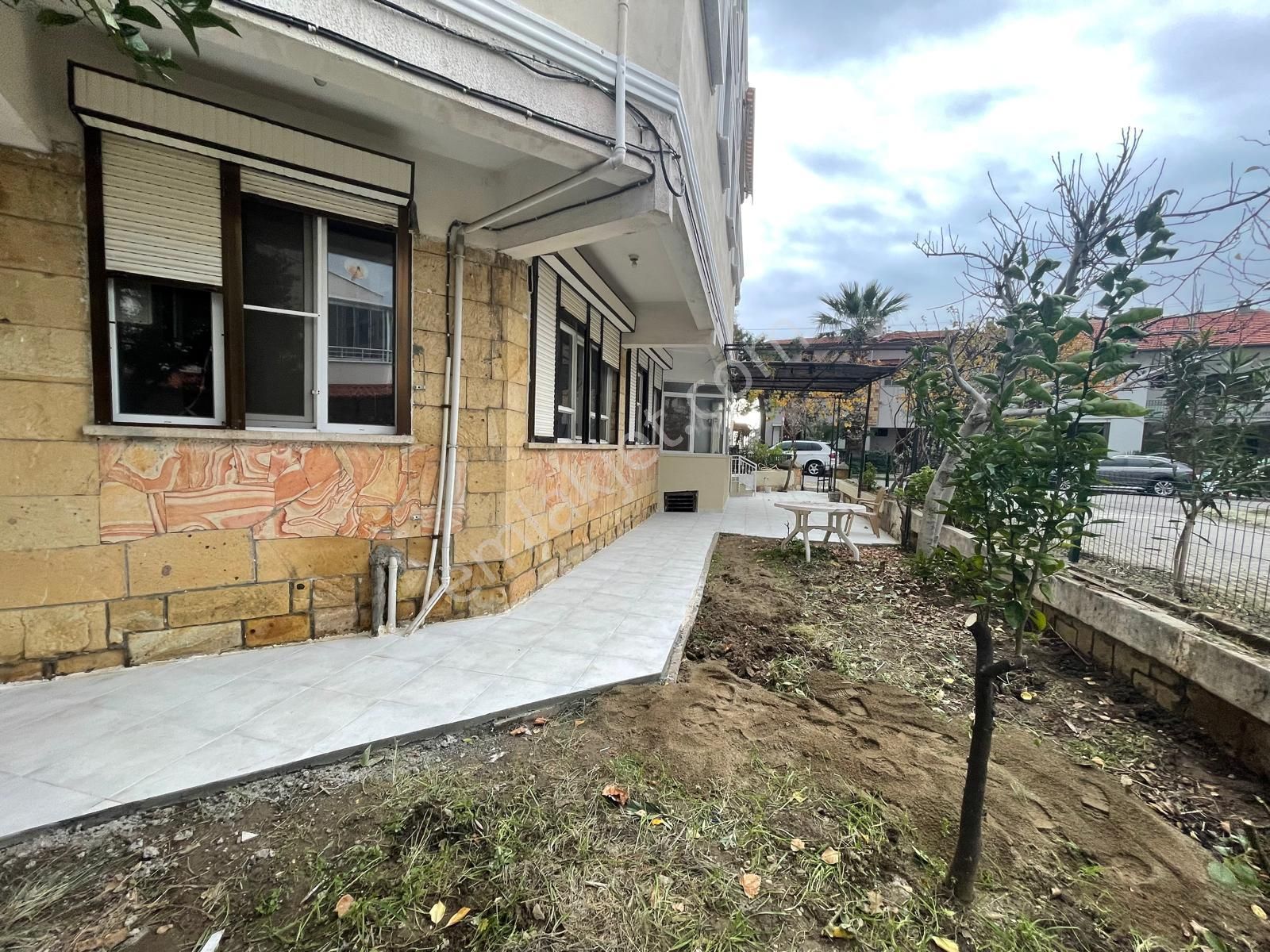 Altınoluk’ta Denize 1 Sokak – Müstakil Tadında, Bahçe Kullanımlı Daire - Görsel 32