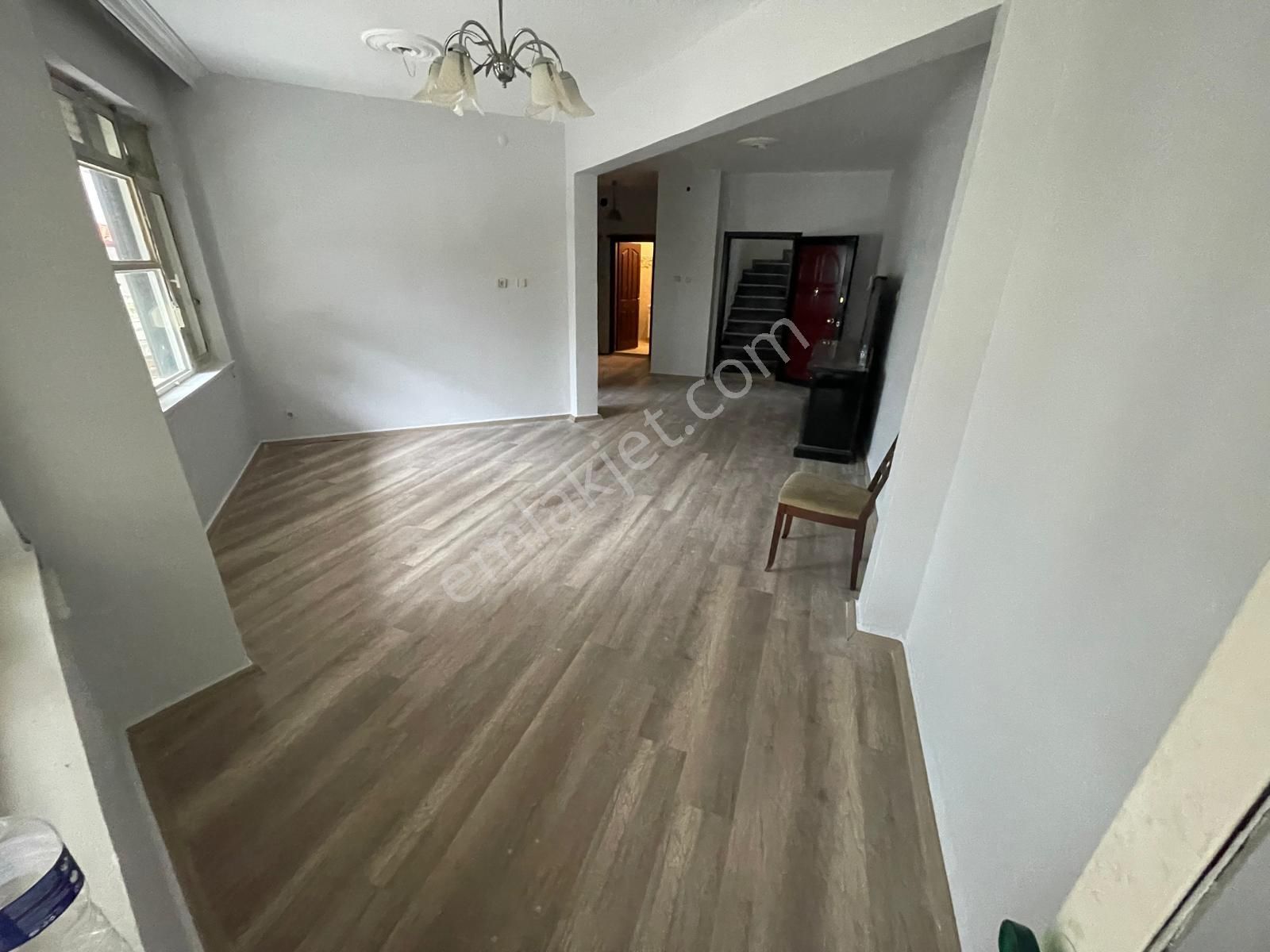 Altınoluk’ta Denize 1 Sokak – Müstakil Tadında, Bahçe Kullanımlı Daire - Görsel 20