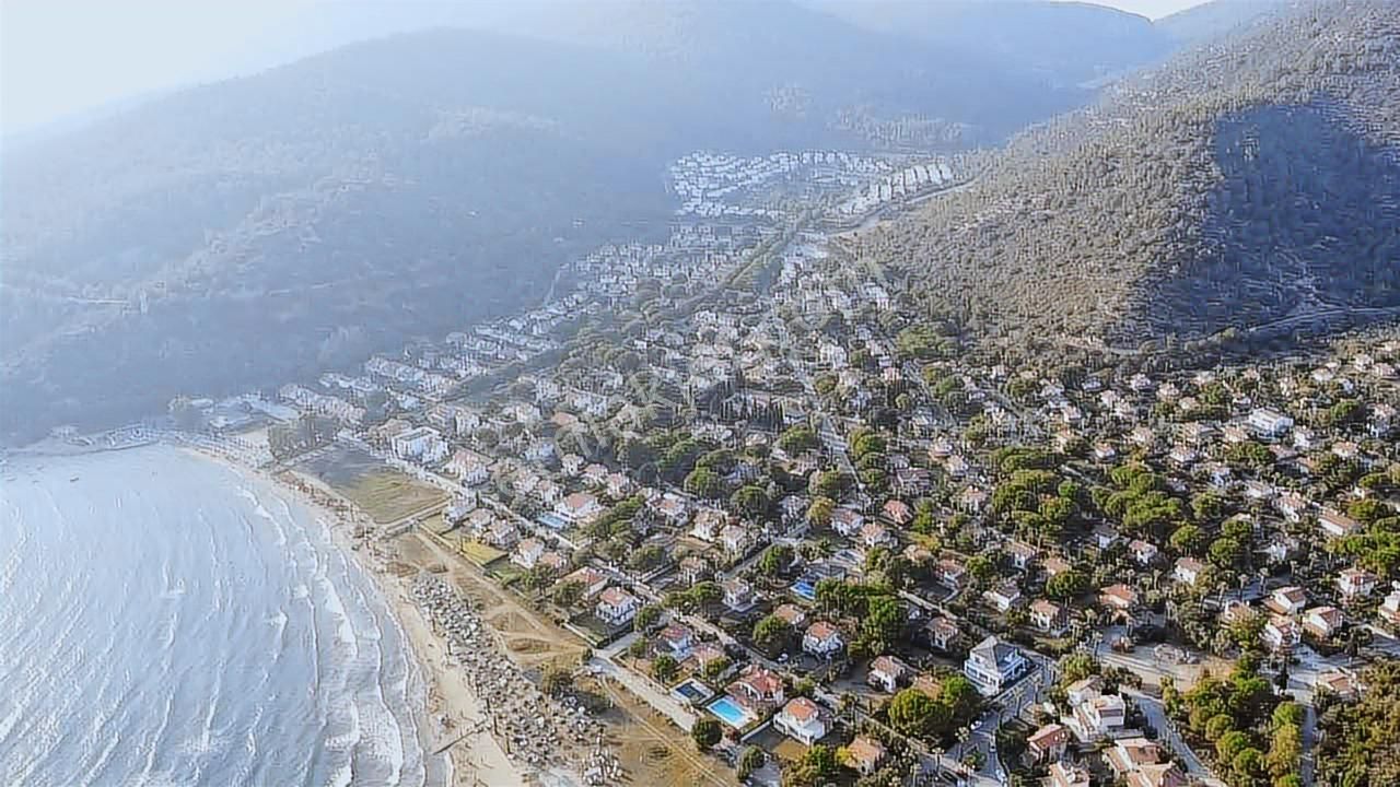 Site İçinde 230m2 Parsel Tapudan Devir,alt Yapılı,elek.suyu Var - Görsel 8