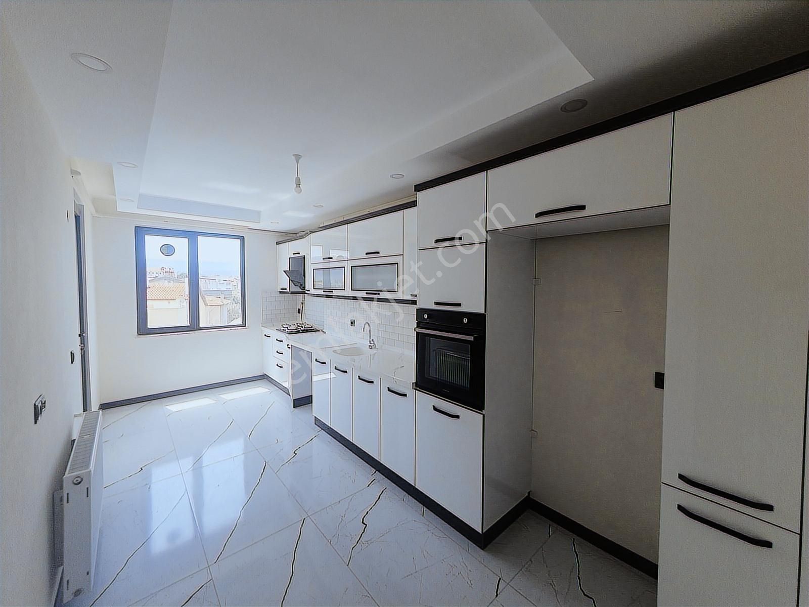 Rw Nefes' Ten Burhaniye Merkezde Satılık 2+1 Ferah Daire - Görsel 5