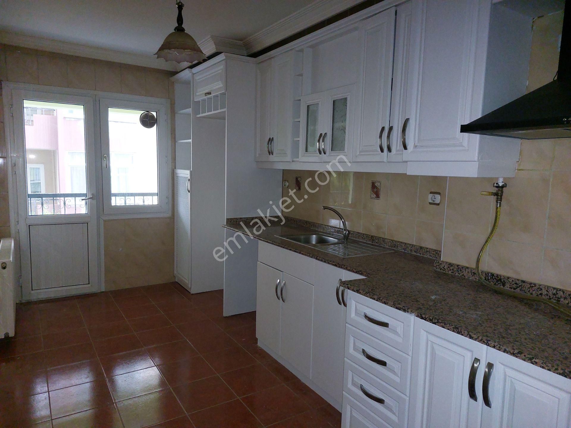 Buca Hasanağa Parkı Karşısı Arakat Doğalgazlı 135m2 3+1 Daire - Görsel 3