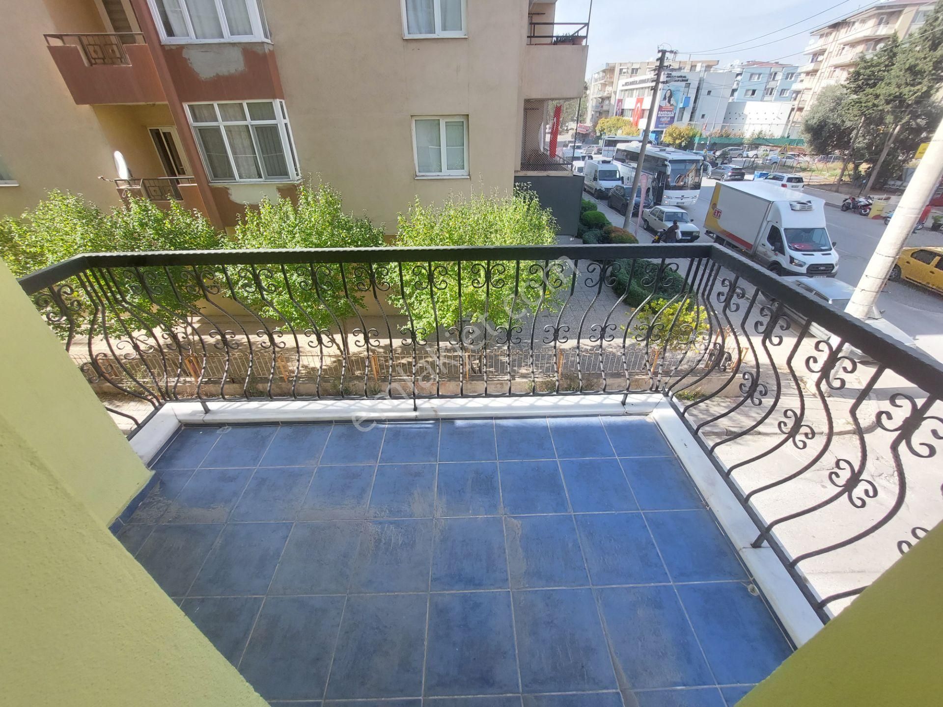 Buca Hasanağa Parkı Karşısı Arakat Doğalgazlı 135m2 3+1 Daire - Görsel 13