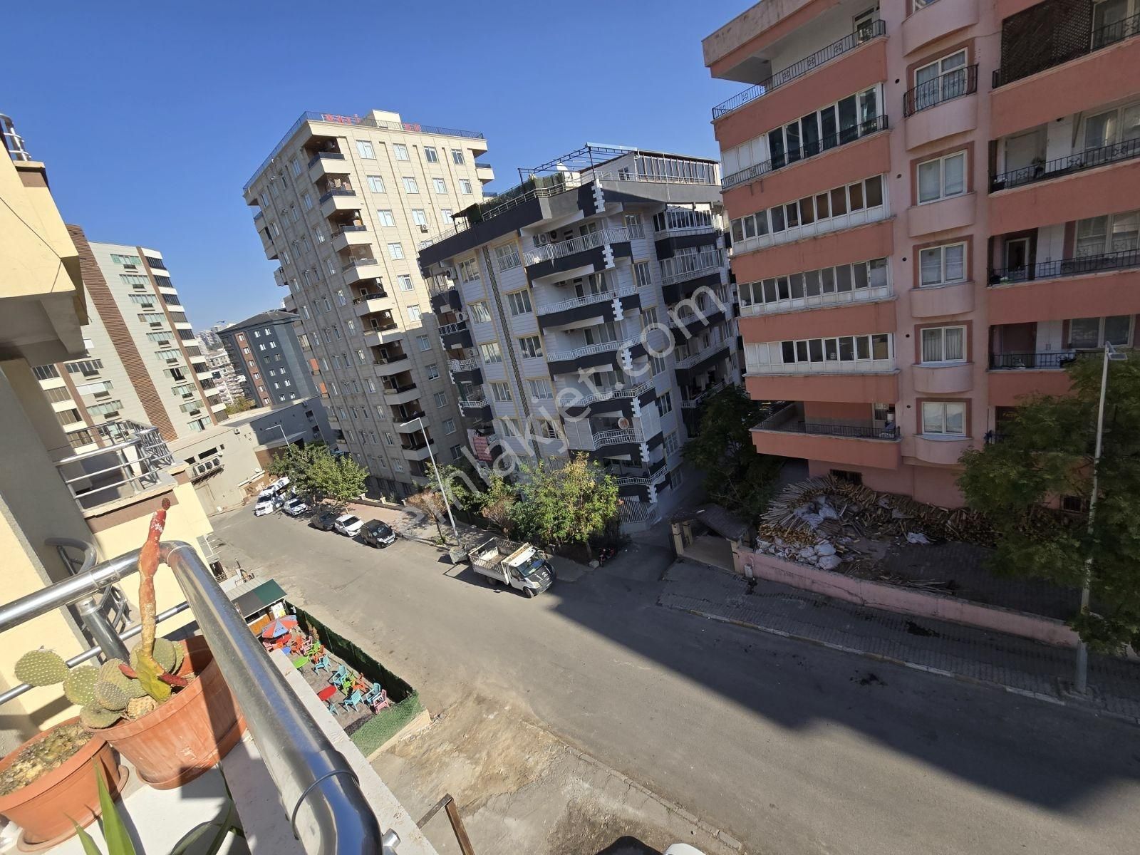 Yasin Batan'dan Karşıyaka'da Full Bakımlı Masrafsız Daire! - Görsel 33