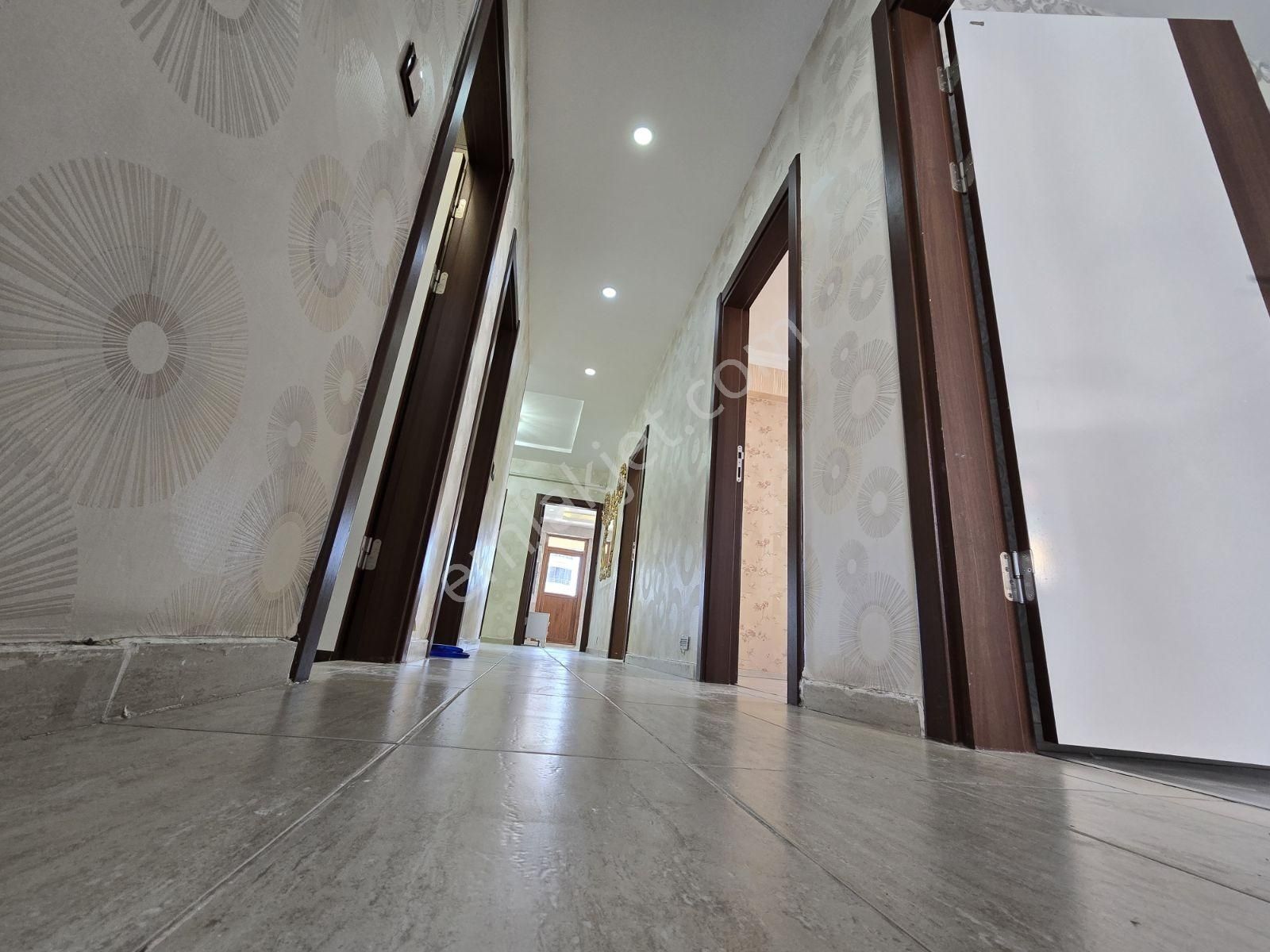 Yasin Batan'dan 35 Metreye 2. Parsel Geniş Arakat Mükemmel Daire - Görsel 27