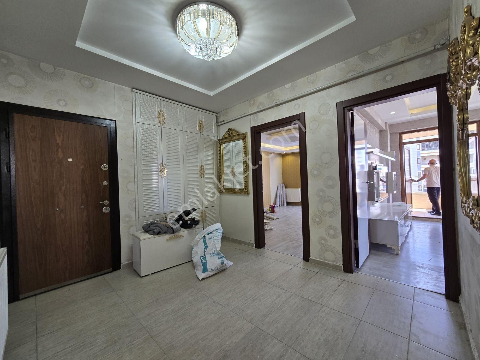 Yasin Batan'dan 35 Metreye 2. Parsel Geniş Arakat Mükemmel Daire - Görsel 2