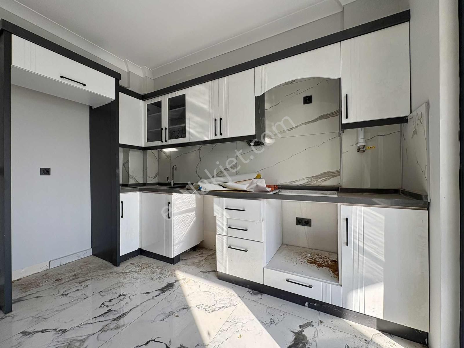 Rw Nefes'ten Bahçelievler'de Satılık Kapalı Mutfak Daire - Görsel 7