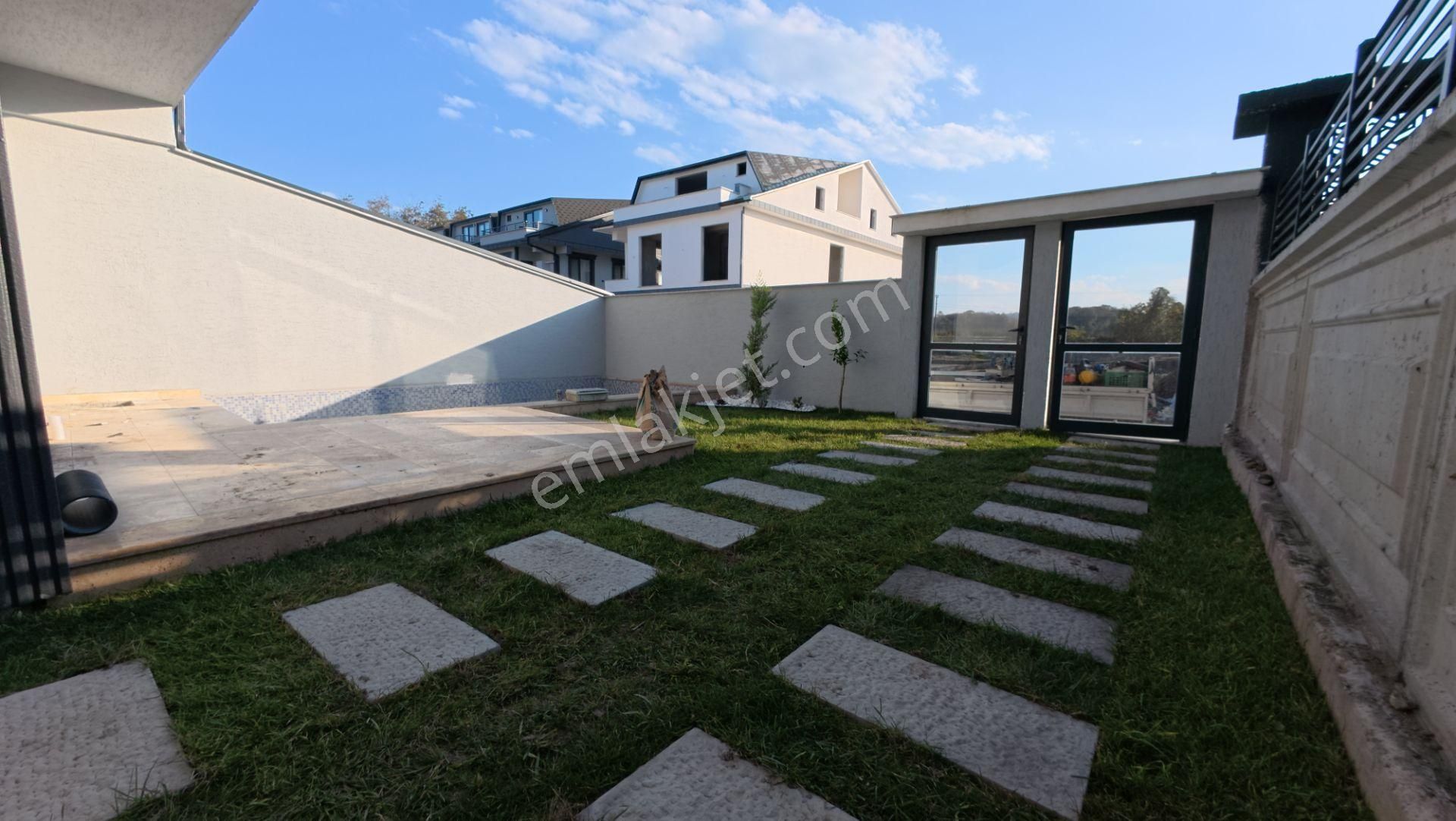 Sakarya Kocaali'de Satılık Müstakil Havuzlu Villa - Görsel 17