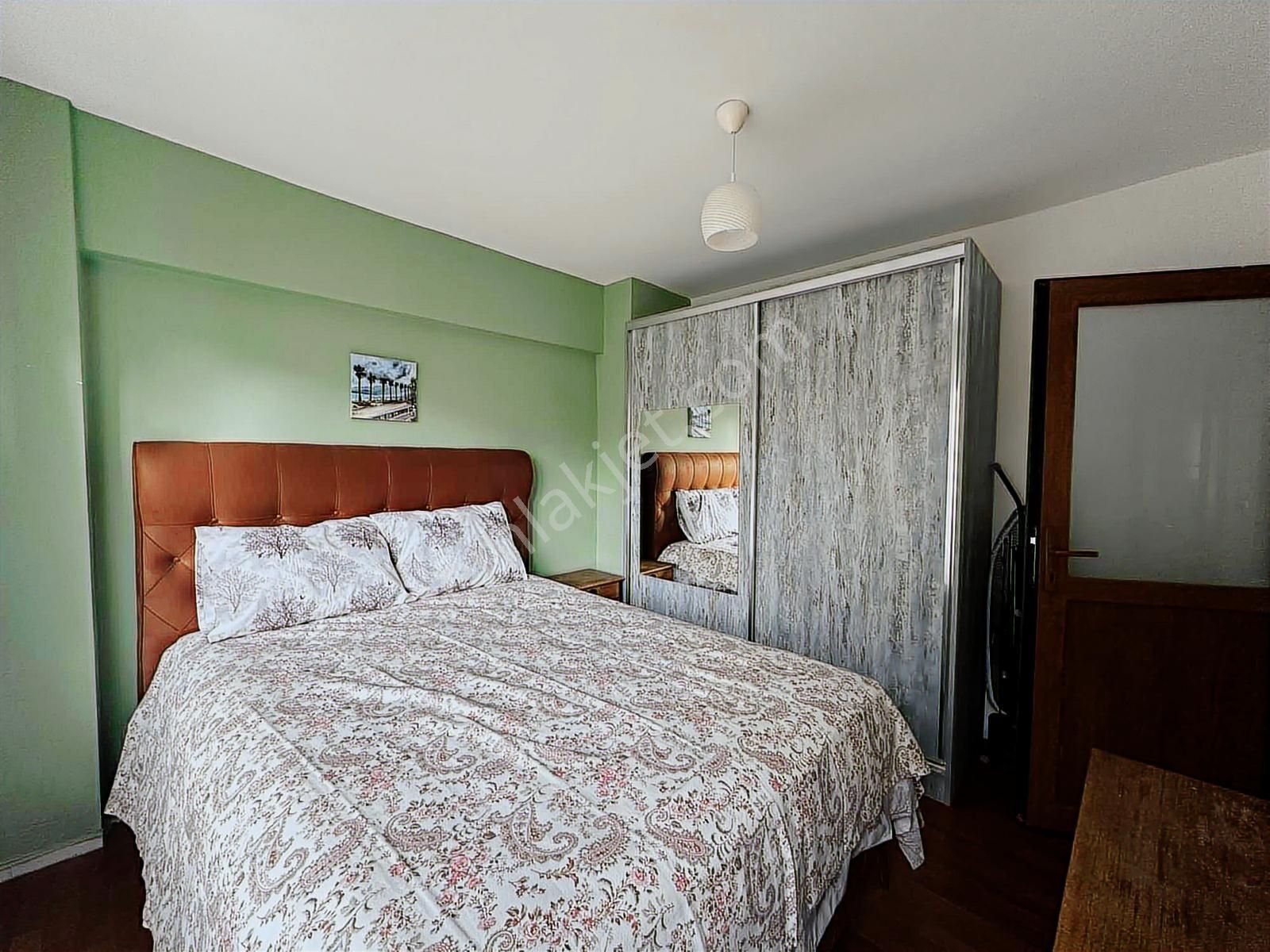 Merkezde Eşyalarıyla Birlikte Bakımlı 1+1 Satılık Daire - Görsel 9