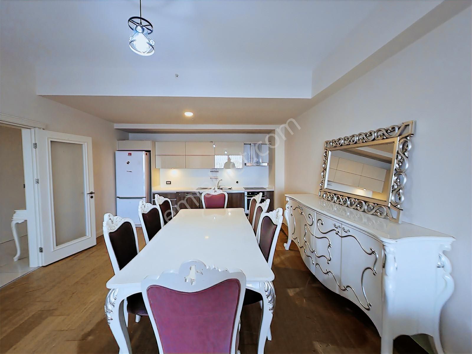 Venezia`da Buyuk Tıpı 2+1satılık Daıre Boş Ve Taşınmaya Hazır - Görsel 14