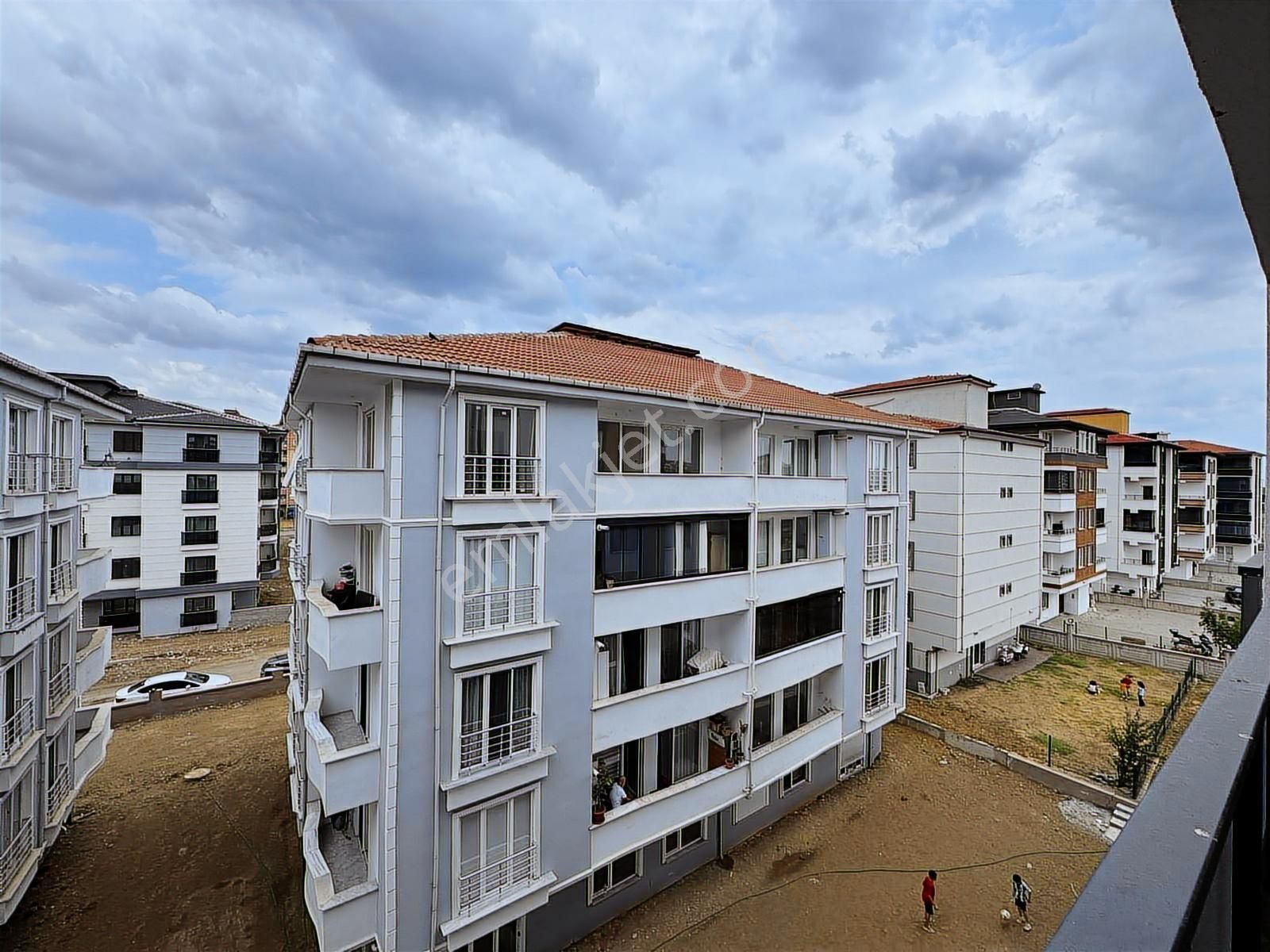 100. Yıl Mahallesinde Lüks 2+1 Daire - Görsel 14