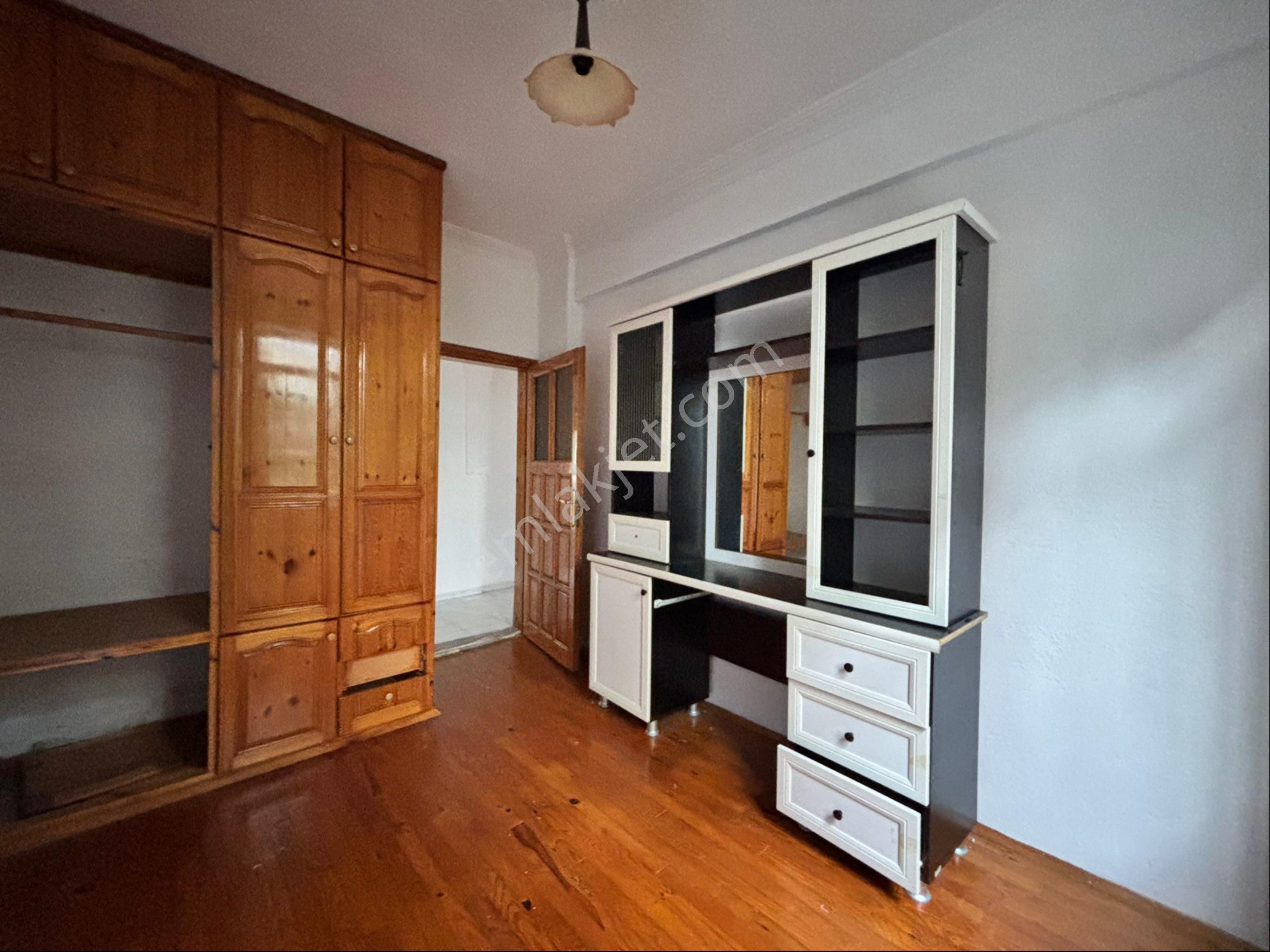 Taşyaka'da 2+1 Ayrı Mutfak Satılık Daire - Görsel 7