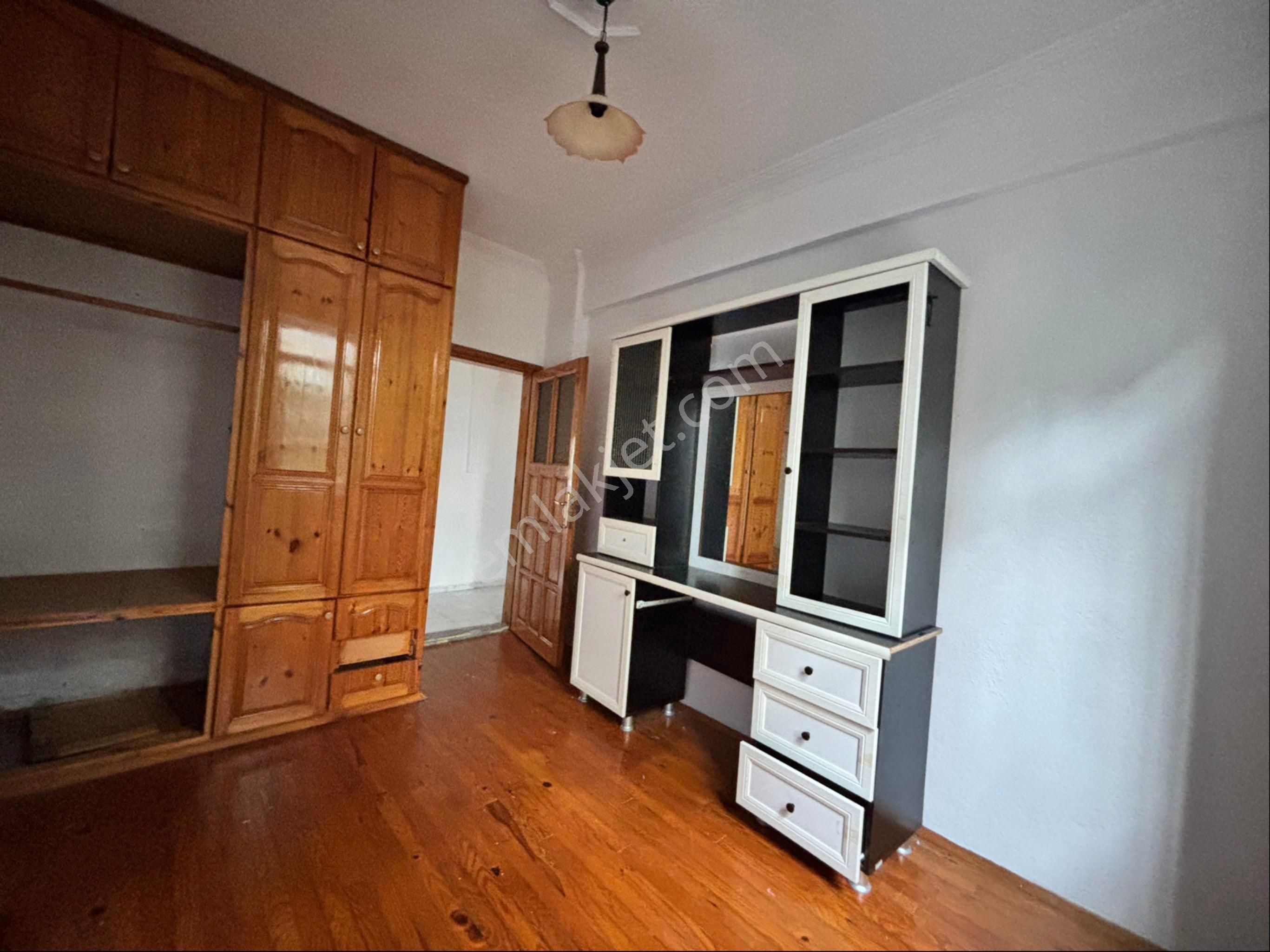 Taşyaka'da 2+1 Ayrı Mutfak Satılık Daire - Görsel 6