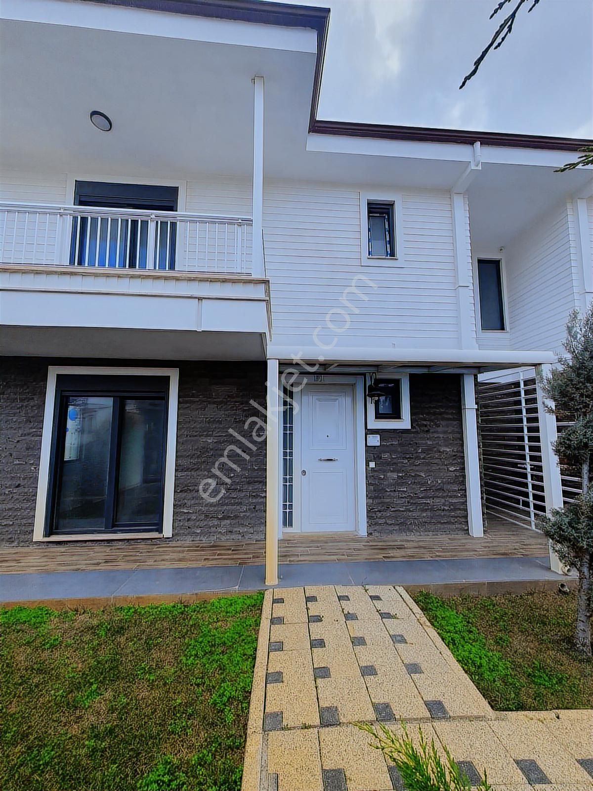 Rw Nefes'ten Pelitköy Sahil'de Satılık 3+1 Villa - Görsel 24