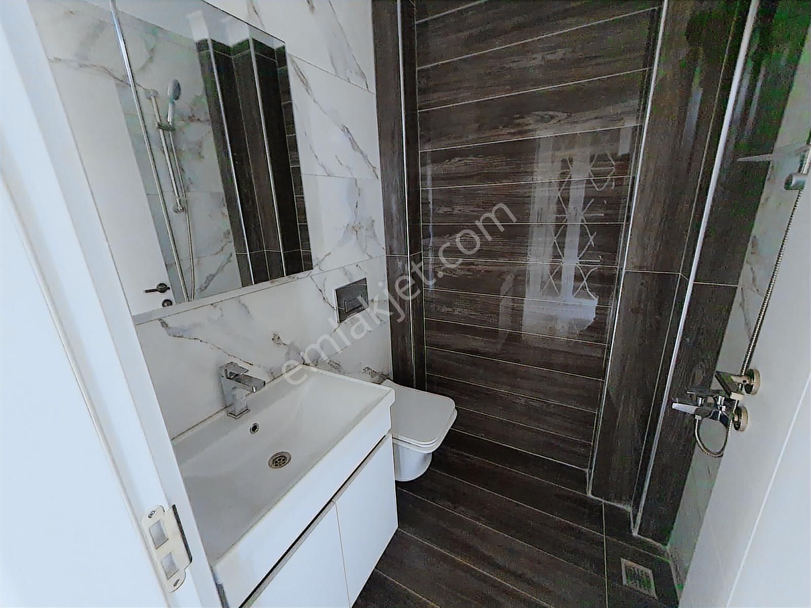 Rw Nefes'ten Pelitköy Sahil'de Satılık 3+1 Villa - Görsel 31