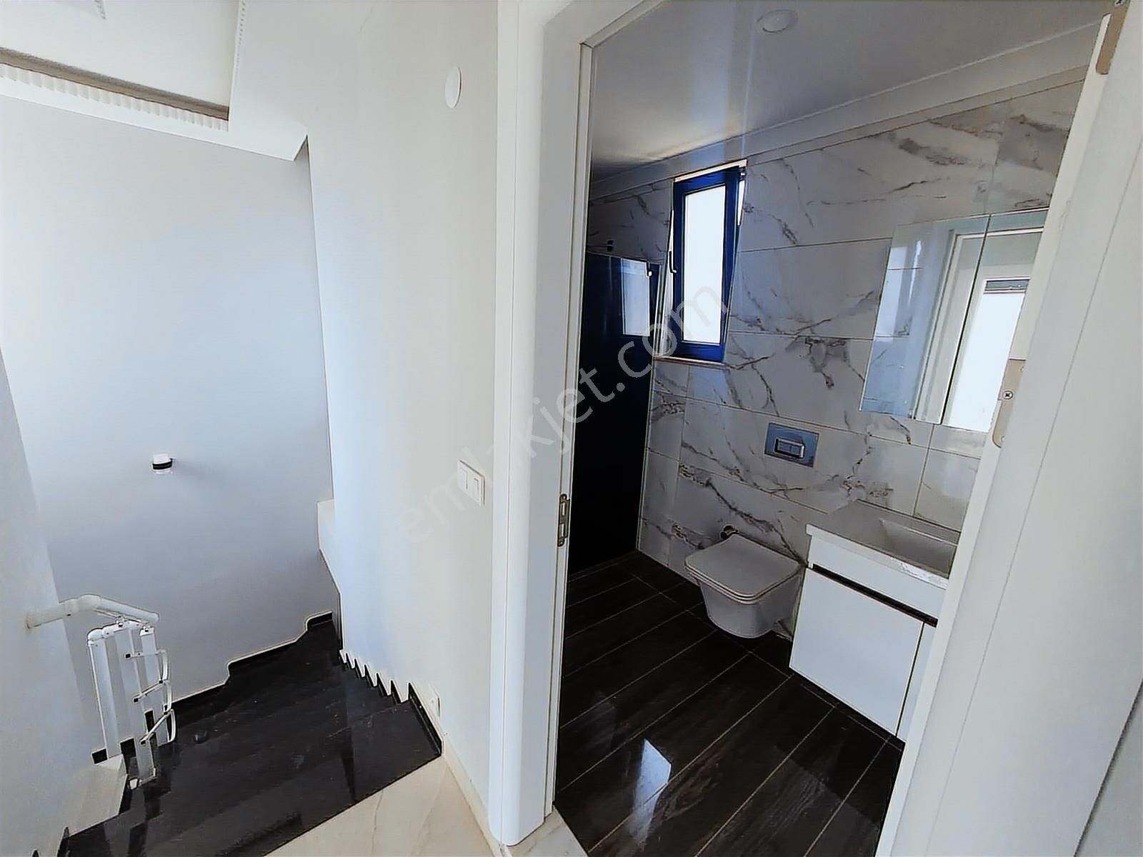 Rw Nefes'ten Pelitköy Sahil'de Satılık 3+1 Villa - Görsel 11