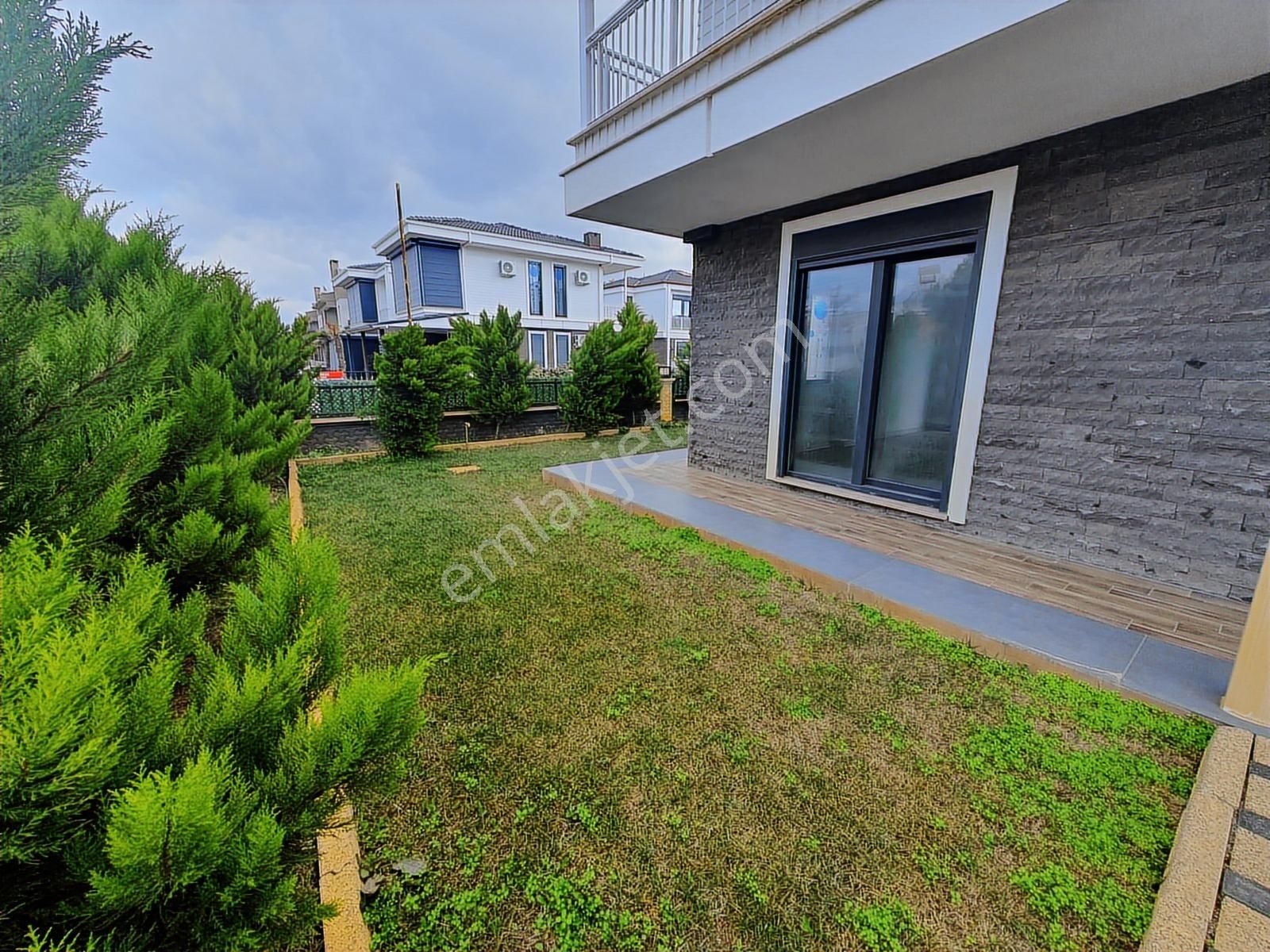 Rw Nefes'ten Pelitköy Sahil'de Satılık 3+1 Villa - Görsel 18