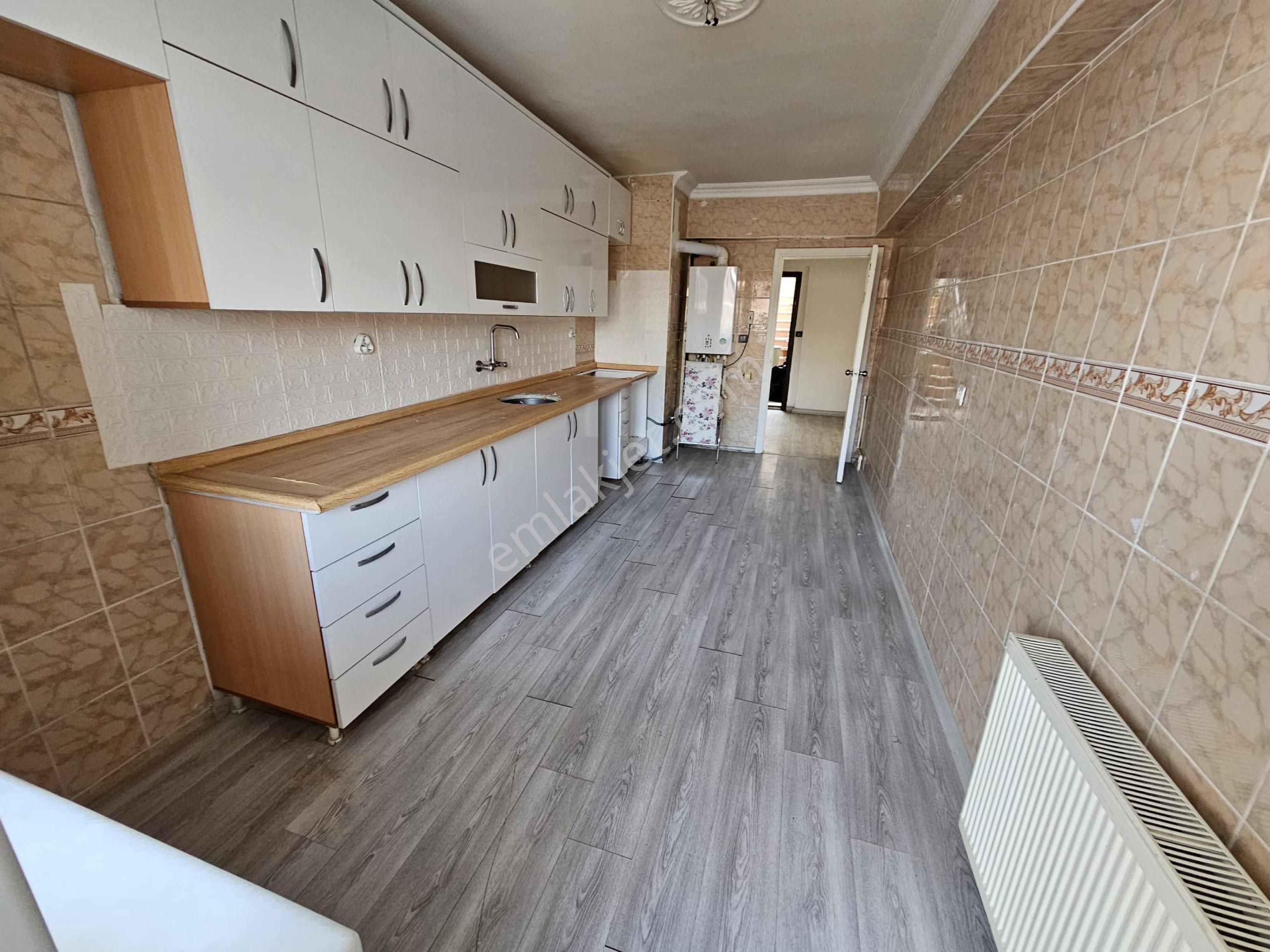 Güler Emlak’dan Ankara H.gazi Başak Mh. Satılık 3+1 Daire - Görsel 25