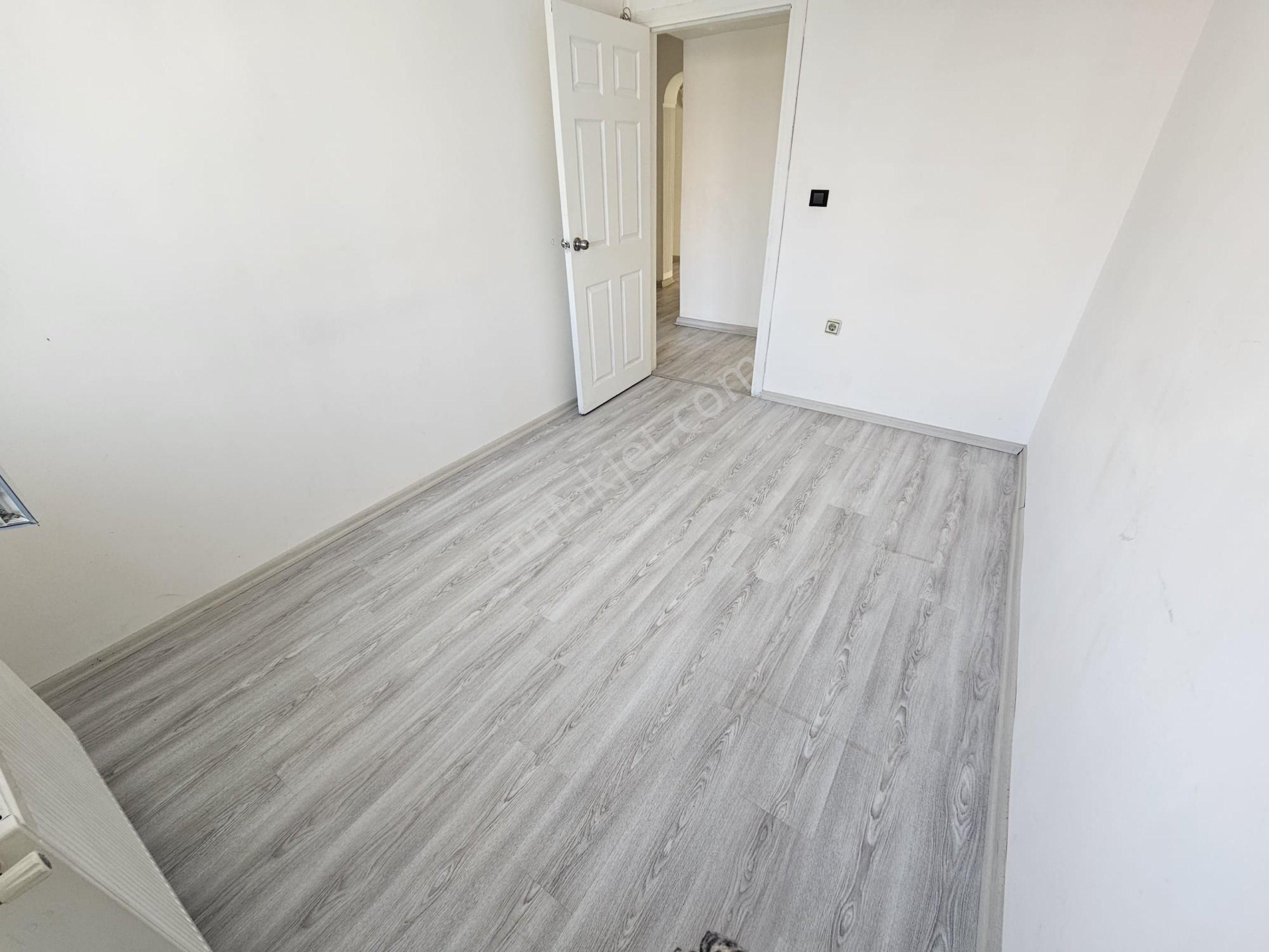 Güler Emlak’dan Ankara H.gazi Başak Mh. Satılık 3+1 Daire - Görsel 16