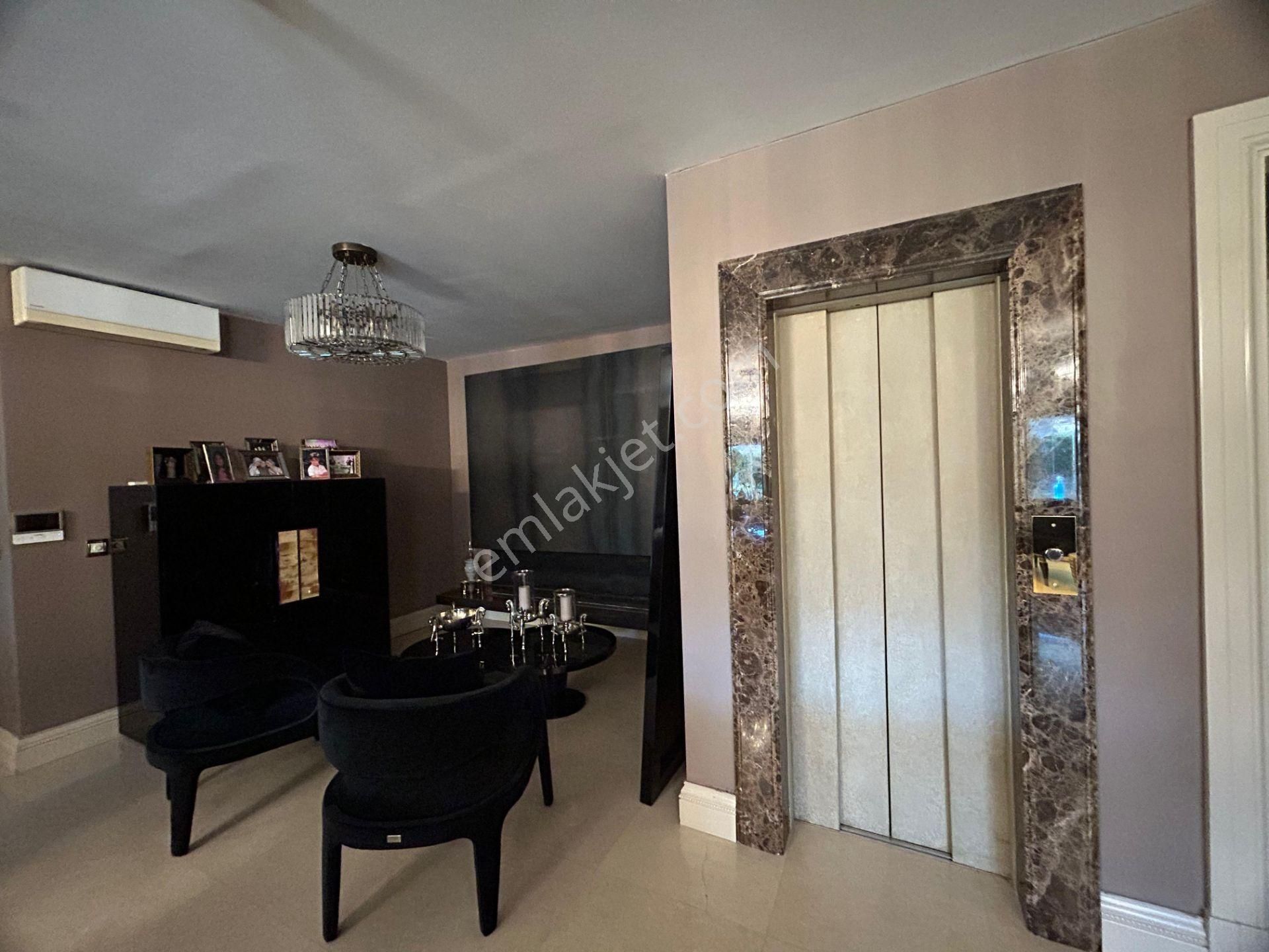 Çengelköy'de Boğaz Manzaralı Muhteşem Malikane - Görsel 12