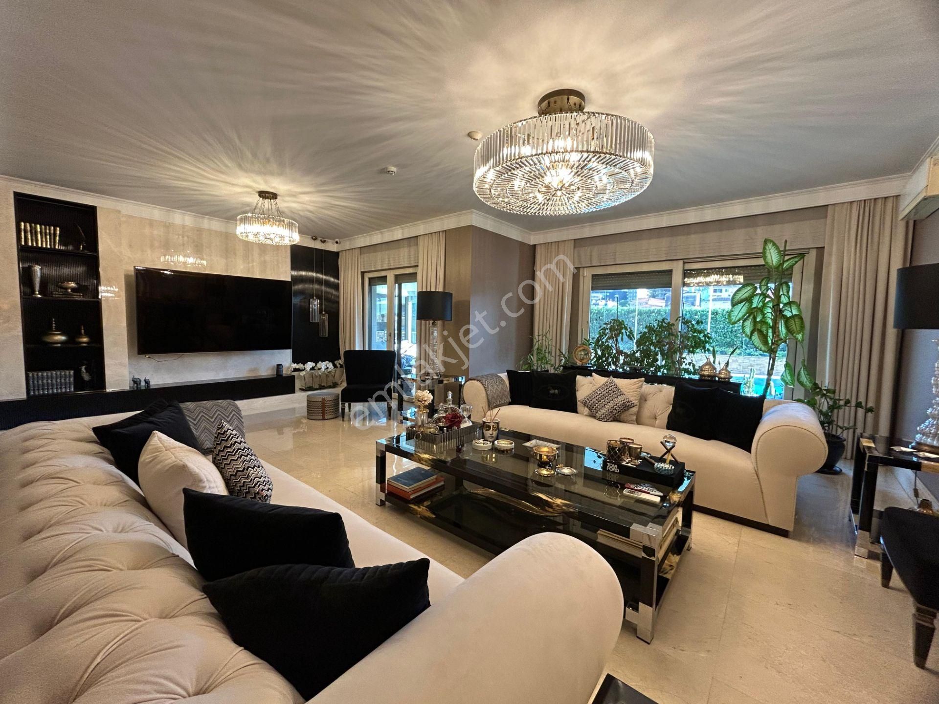 Çengelköy'de Boğaz Manzaralı Muhteşem Malikane - Görsel 19