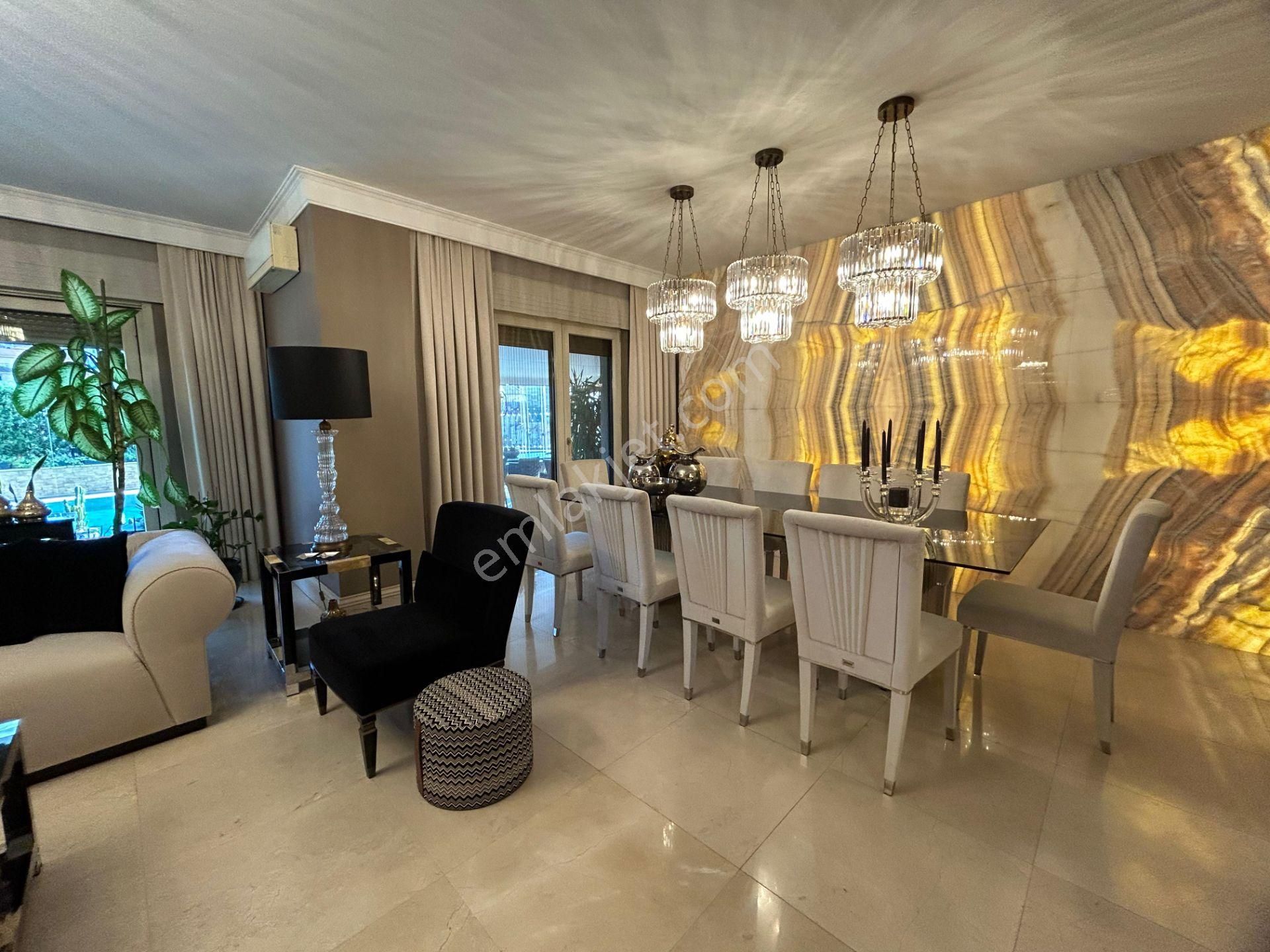 Çengelköy'de Boğaz Manzaralı Muhteşem Malikane - Görsel 11