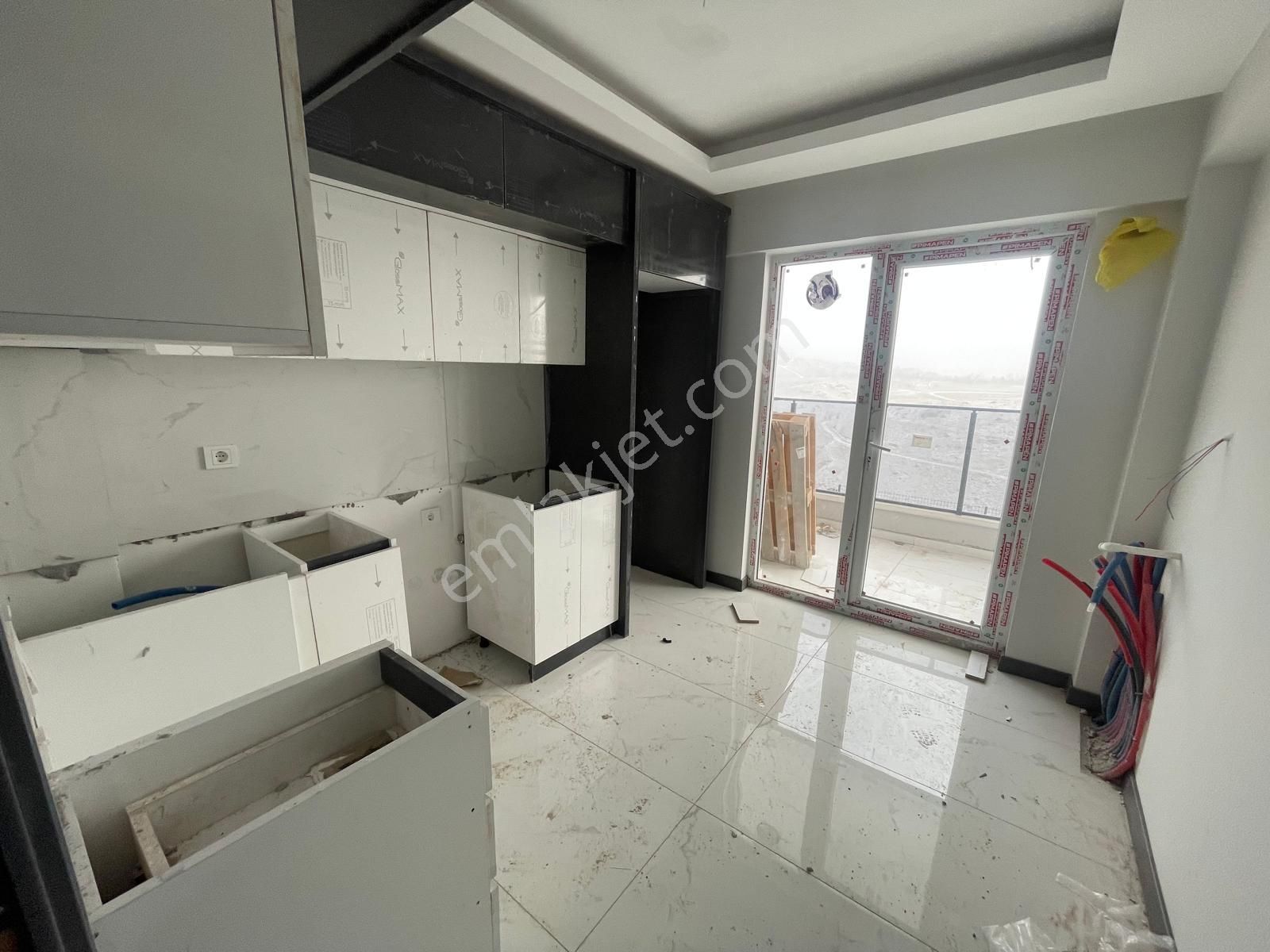 Karakaya Mahallesi'nde 3+1 Masrafsız Daire!