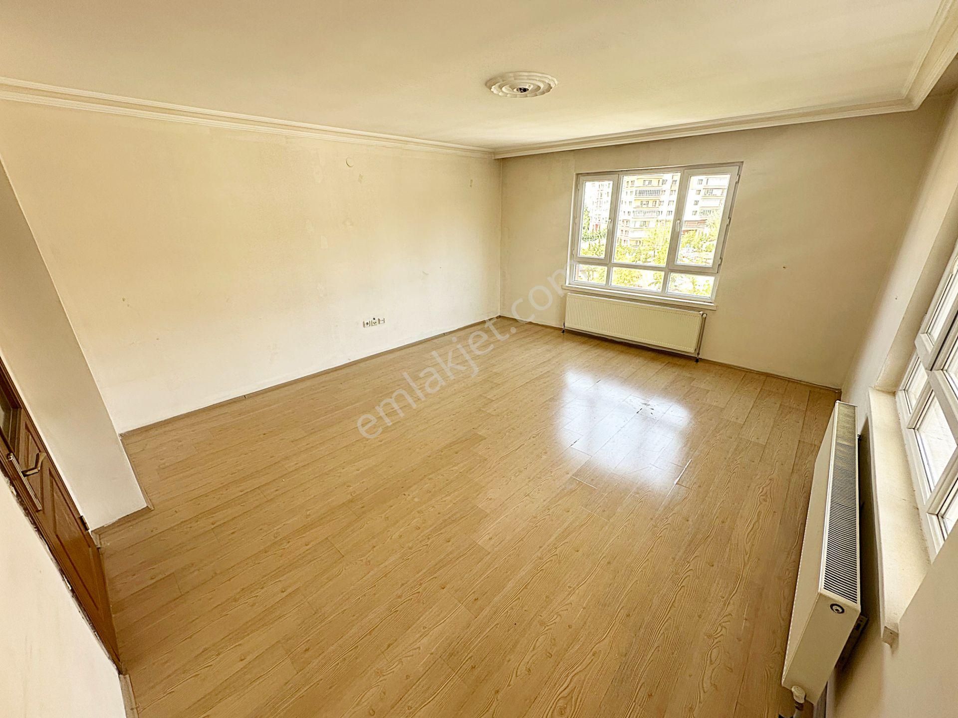 Cihandan Barıştepe Mah Park Manzaralı 3+1 4.katta Kiralık - Görsel 7