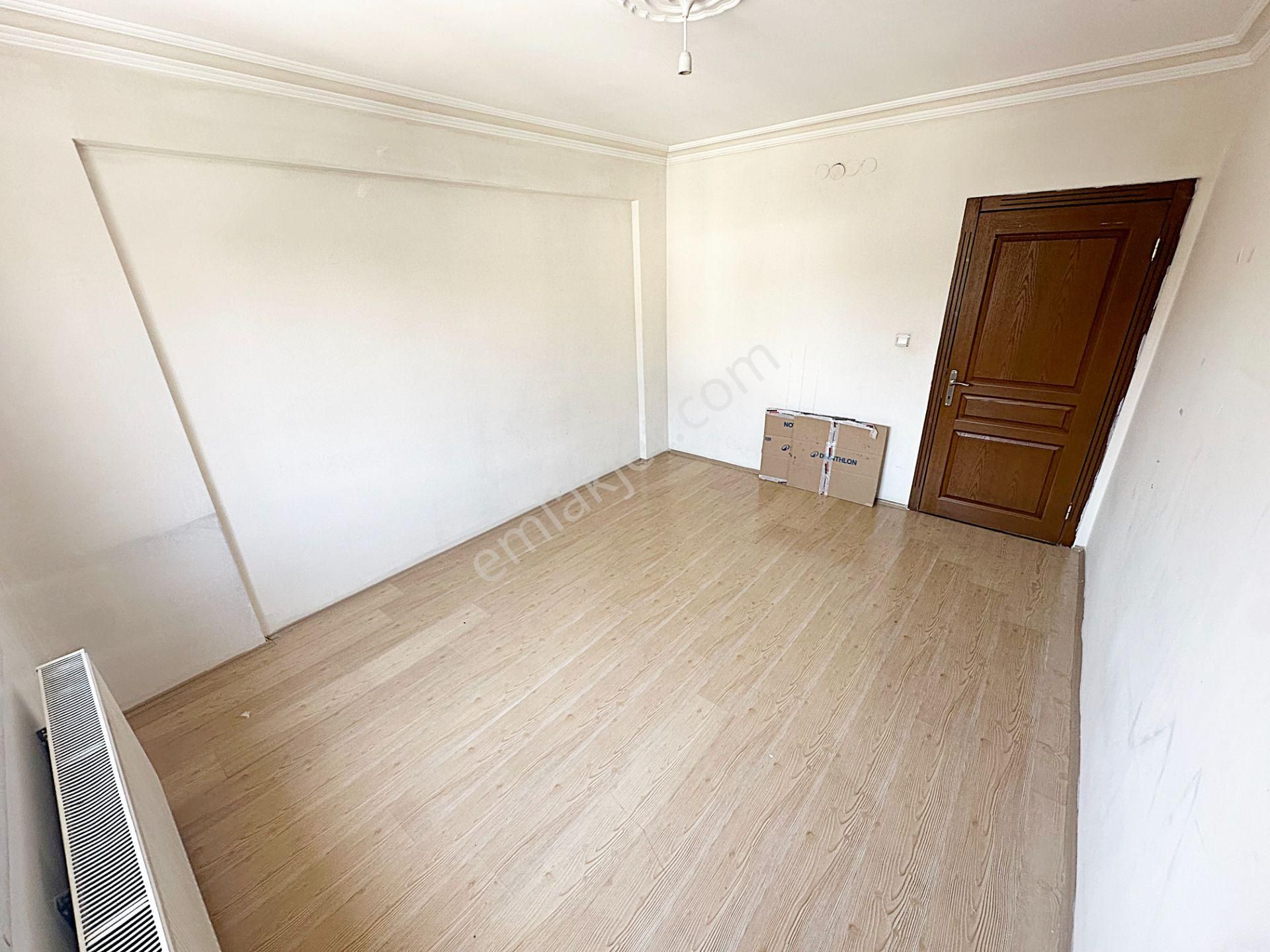 Cihandan Barıştepe Mah Park Manzaralı 3+1 4.katta Kiralık - Görsel 14