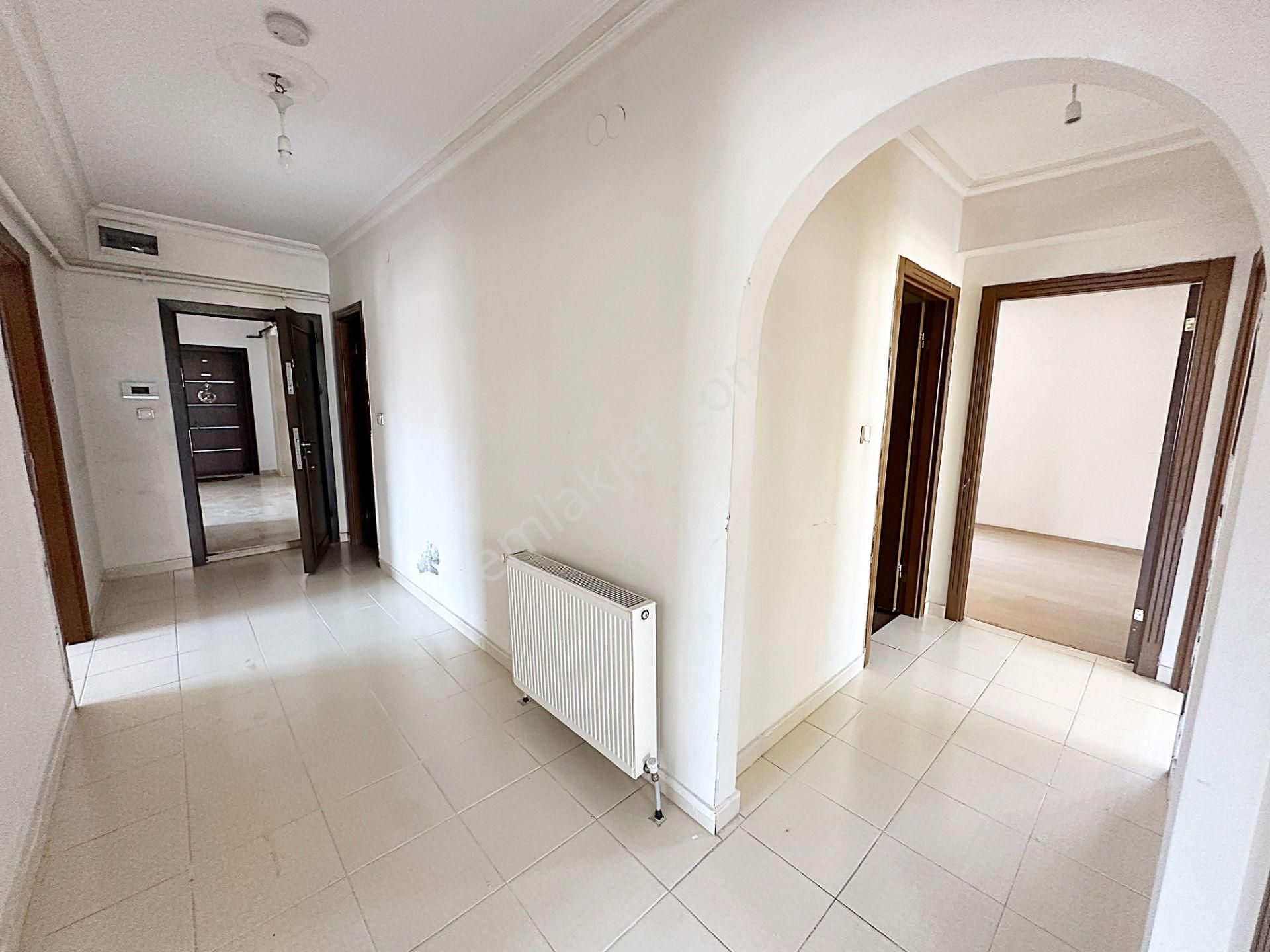 Cihandan Barıştepe Mah Park Manzaralı 3+1 4.katta Kiralık - Görsel 27