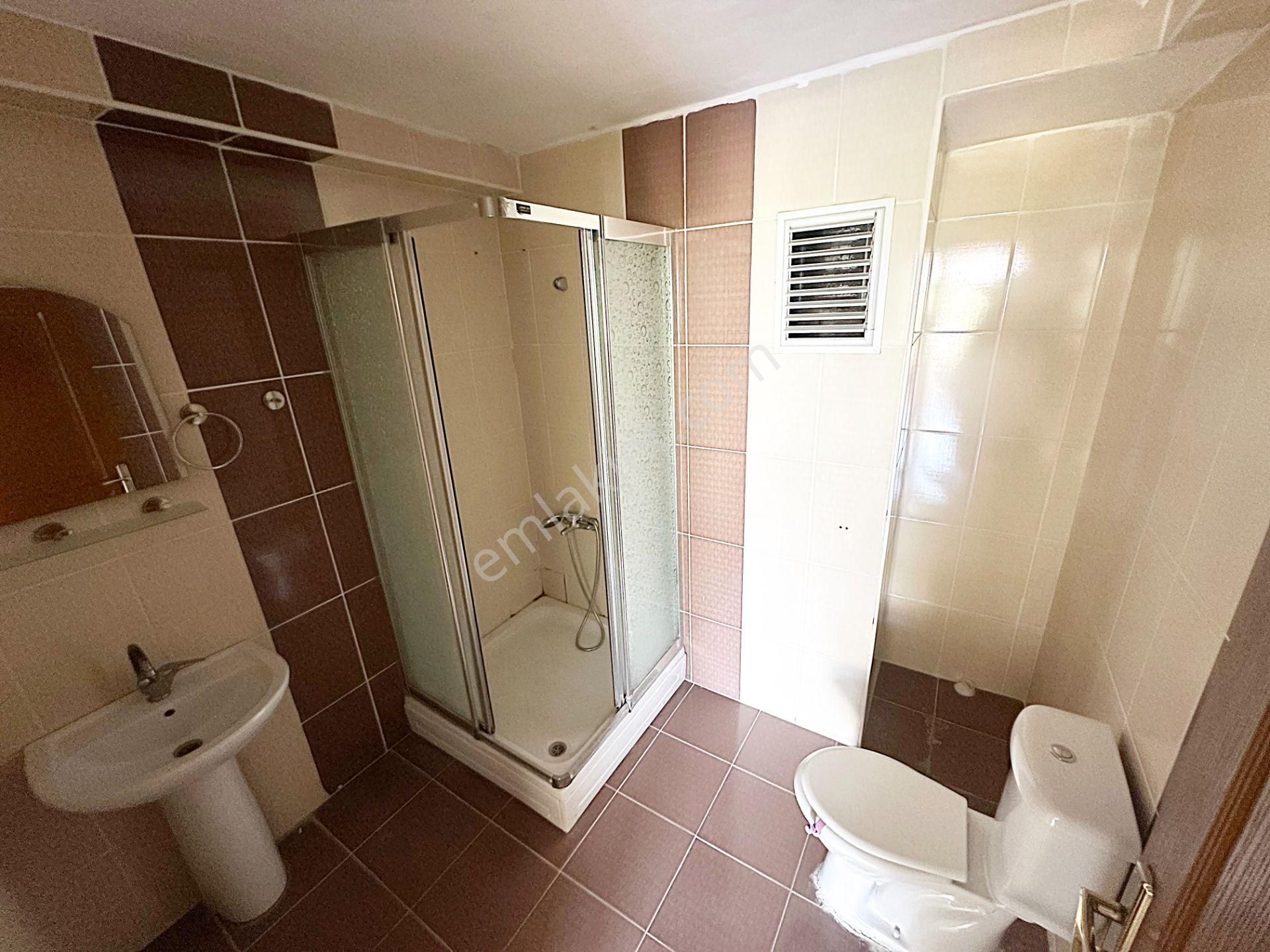 Cihandan Barıştepe Mah Park Manzaralı 3+1 4.katta Kiralık - Görsel 24
