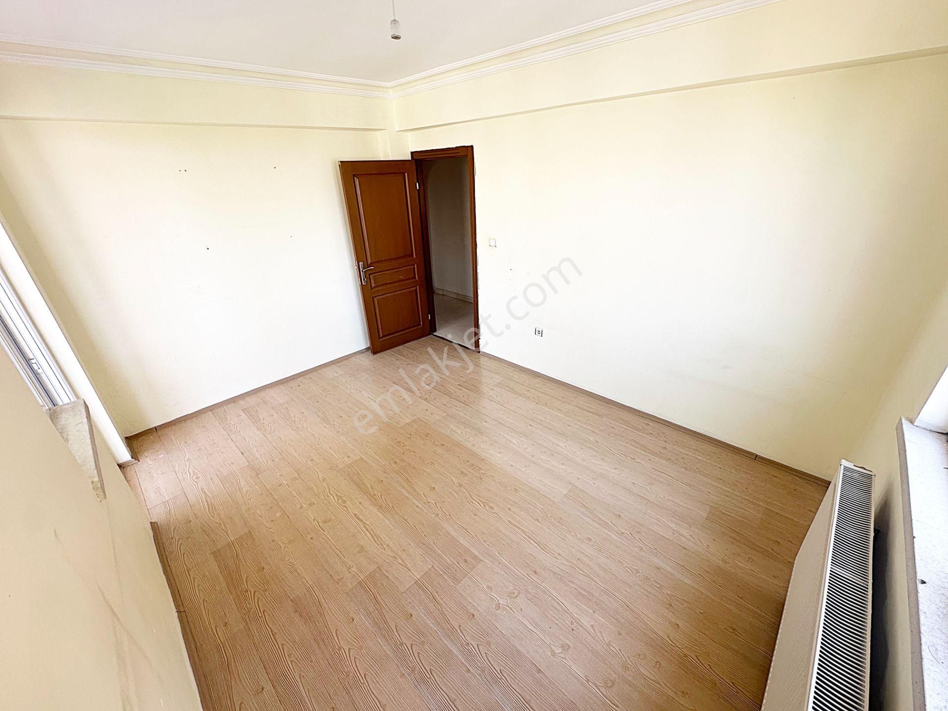 Cihandan Barıştepe Mah Park Manzaralı 3+1 4.katta Kiralık - Görsel 17