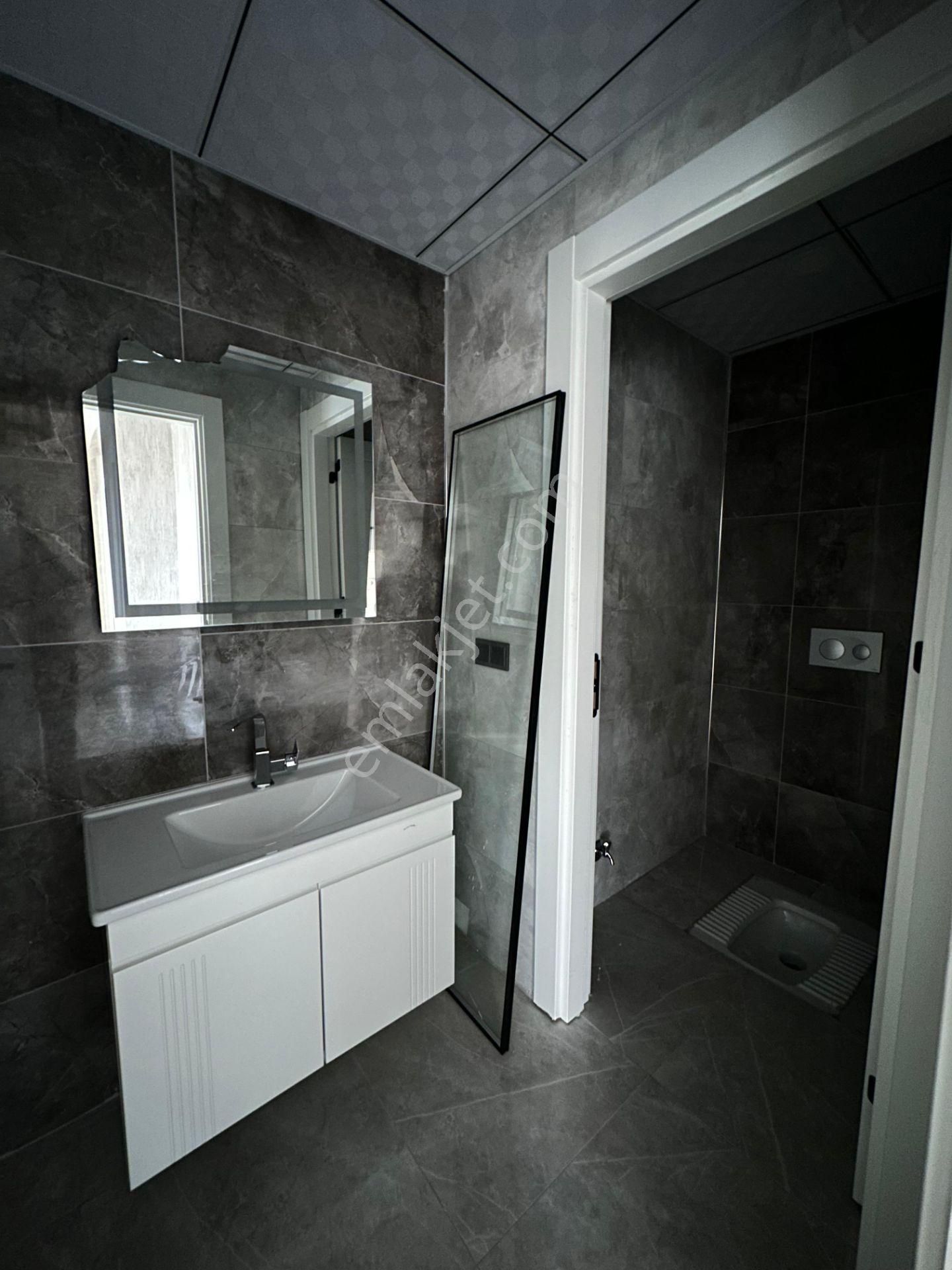 Selahaddin Eyyübide 4.5+1 Site İçi Arakat Lüks Daire - Görsel 19