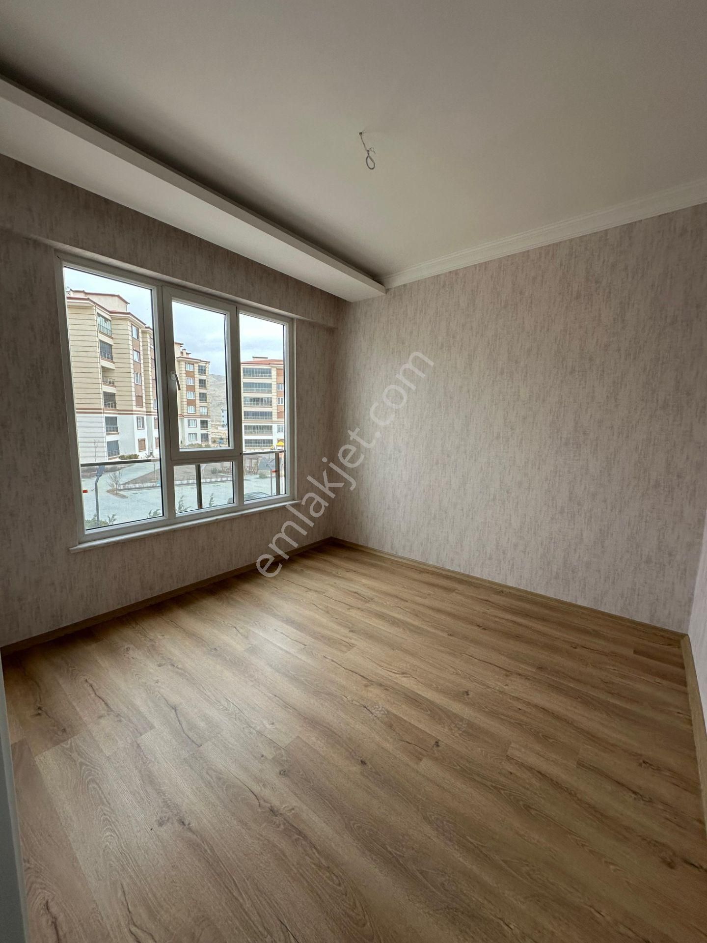 Selahaddin Eyyübide 4.5+1 Site İçi Arakat Lüks Daire - Görsel 24