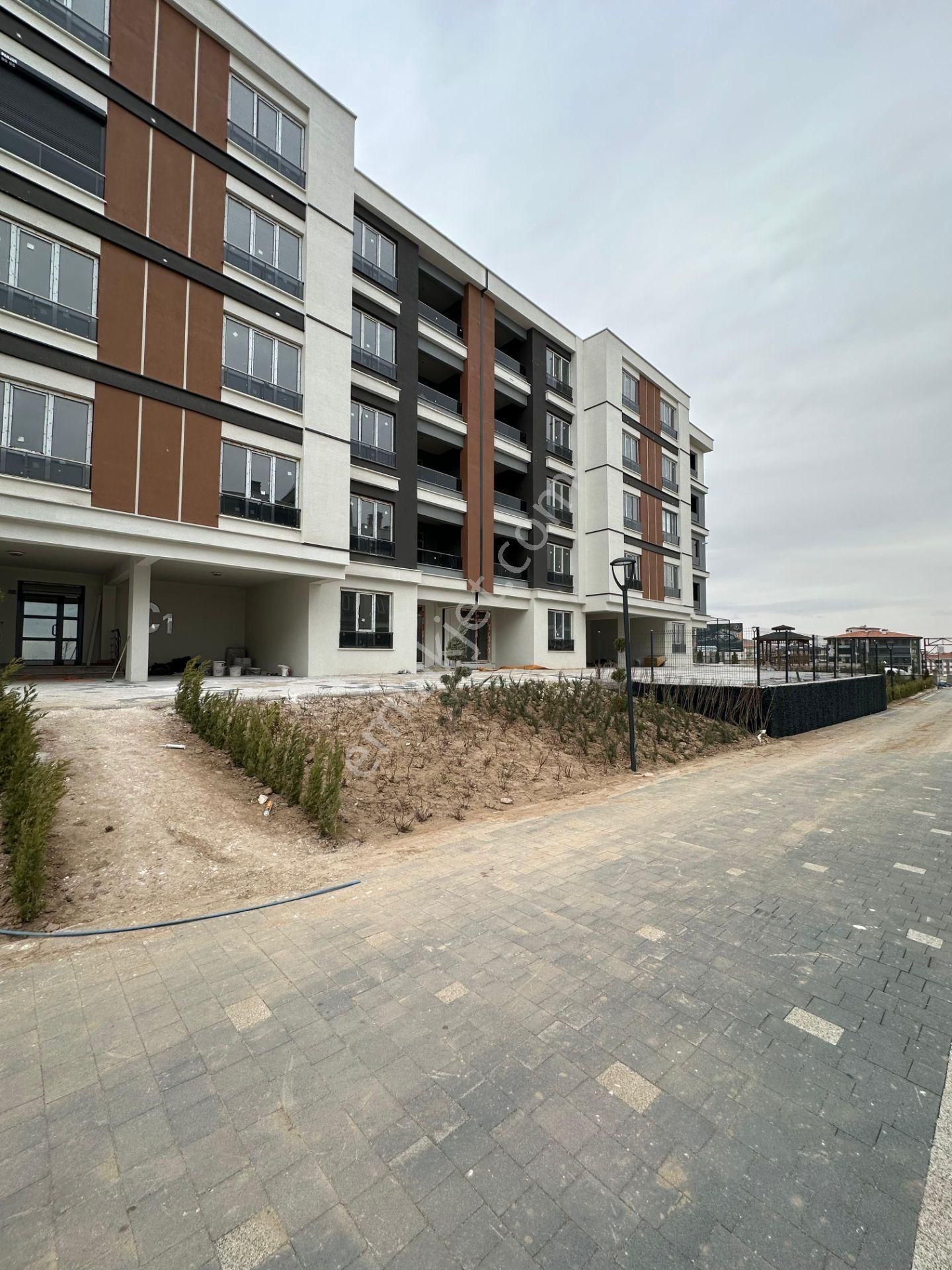 Selahaddin Eyyübide 4.5+1 Site İçi Arakat Lüks Daire - Görsel 31