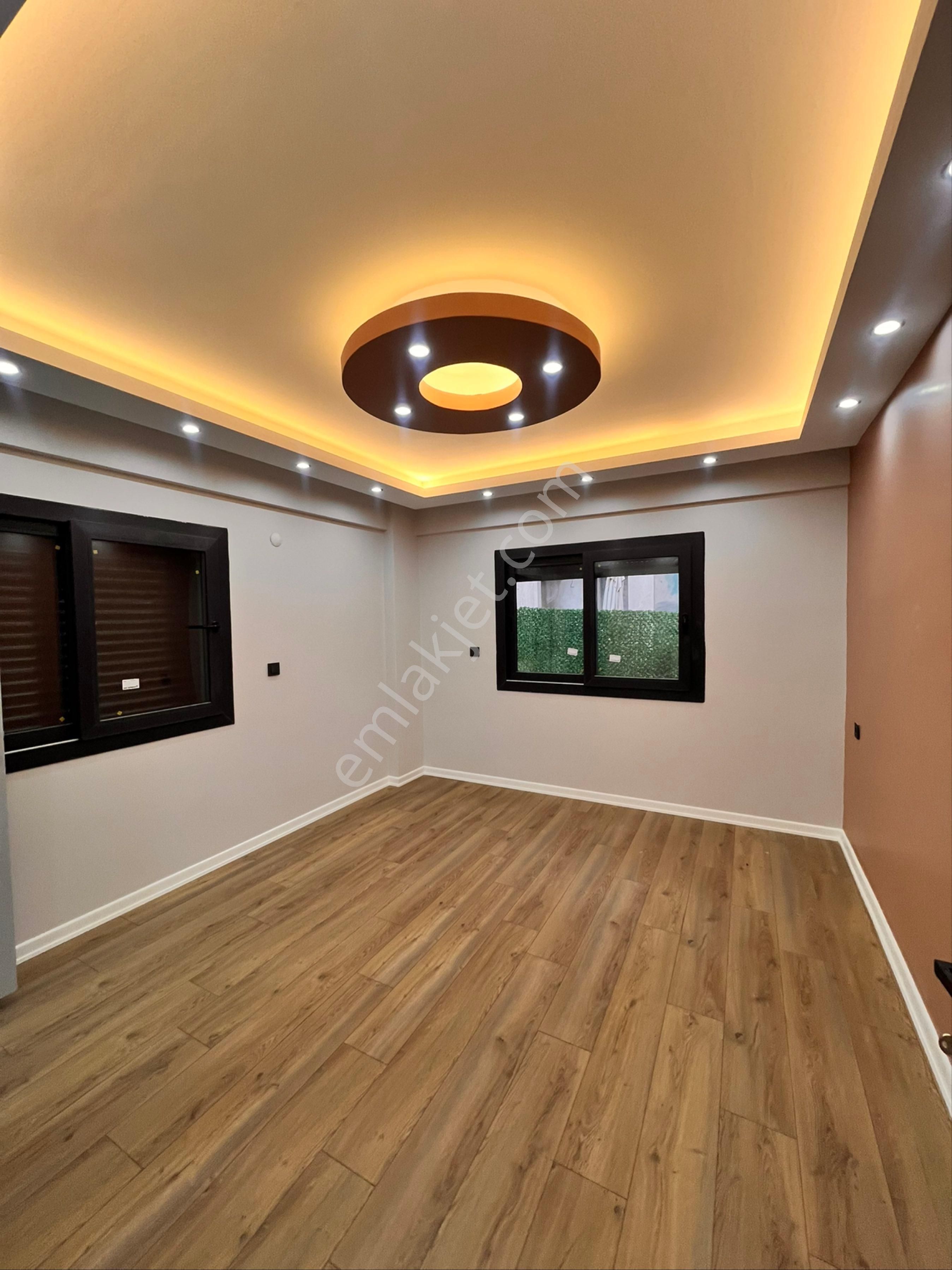 Turyaptan Deniz Manzaralı Teraslı Triplex Villa - Görsel 11