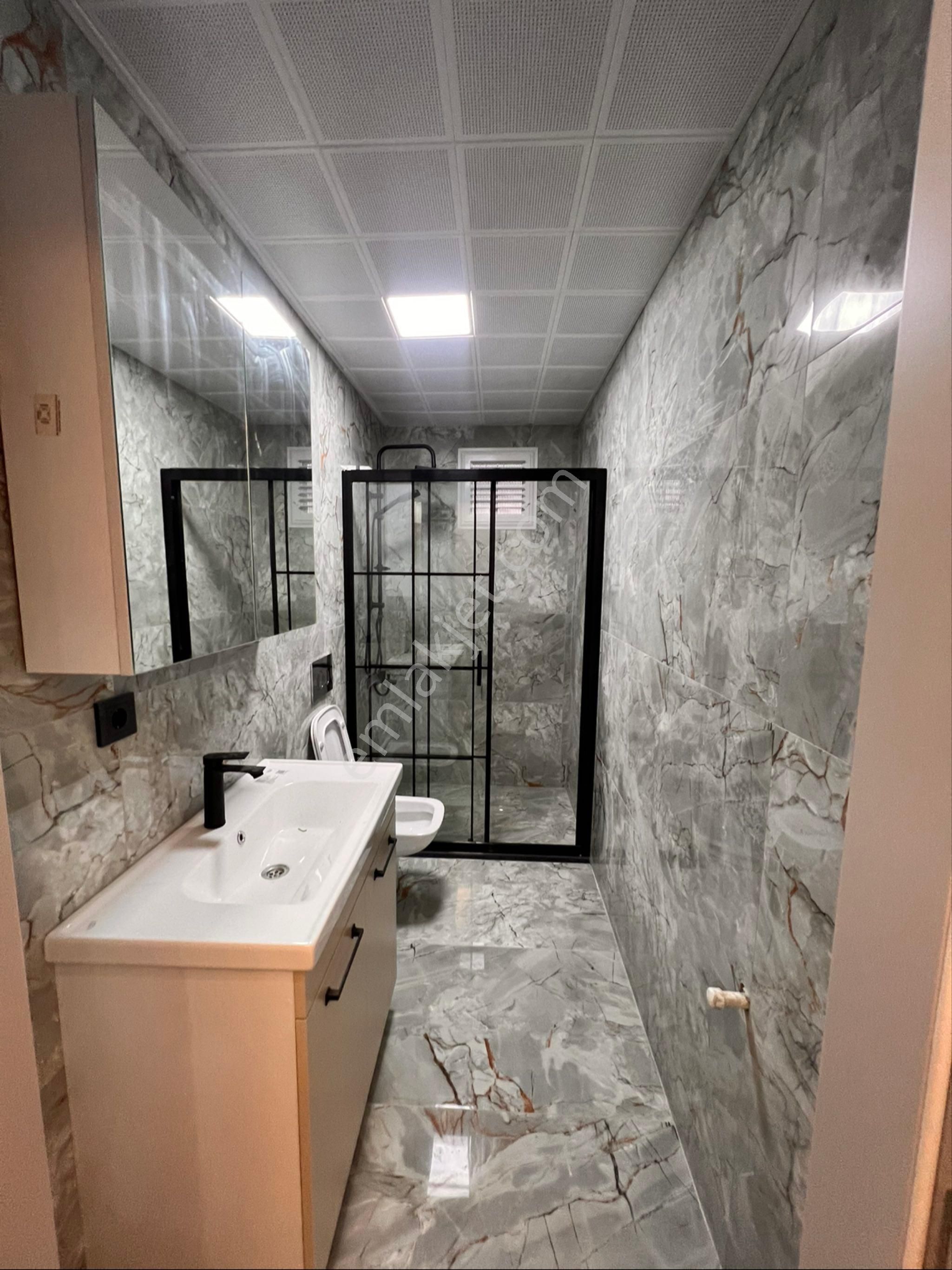 Turyaptan Deniz Manzaralı Teraslı Triplex Villa - Görsel 16