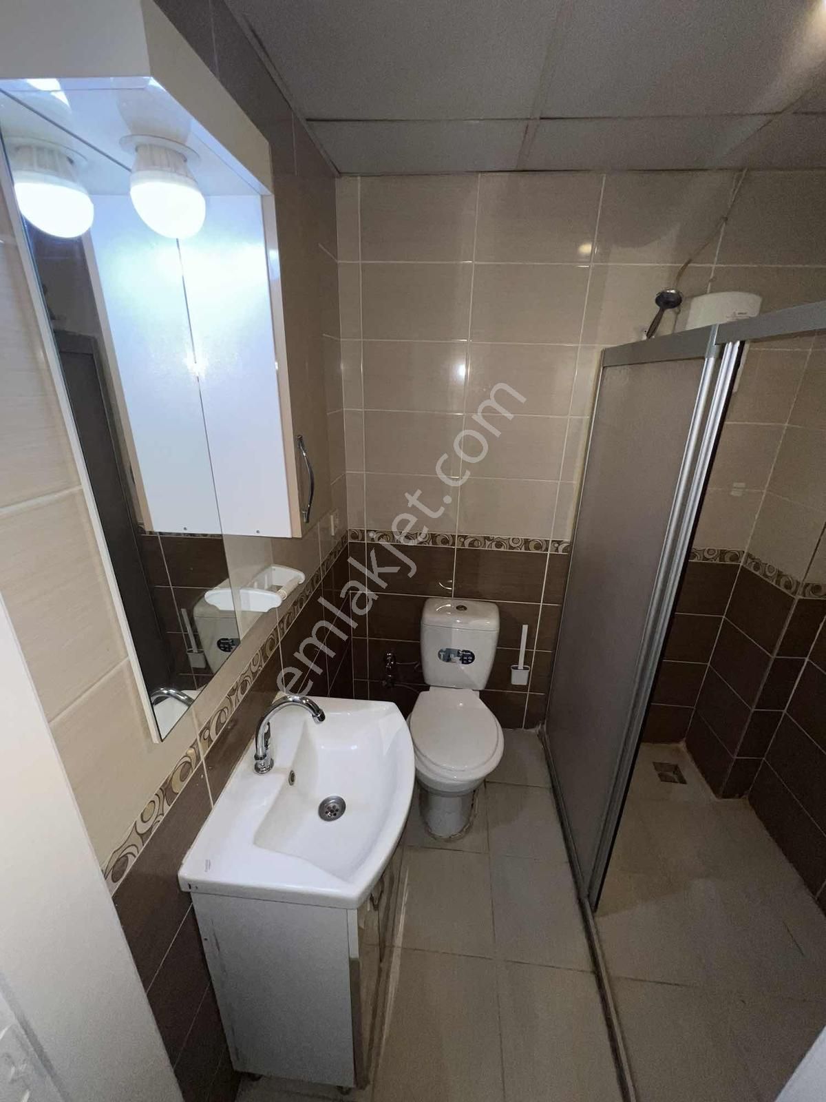 Binevlerde Mükemmel Konumda Kat Mülkiyetli Fırsat 2+0 Rezidans - Görsel 7