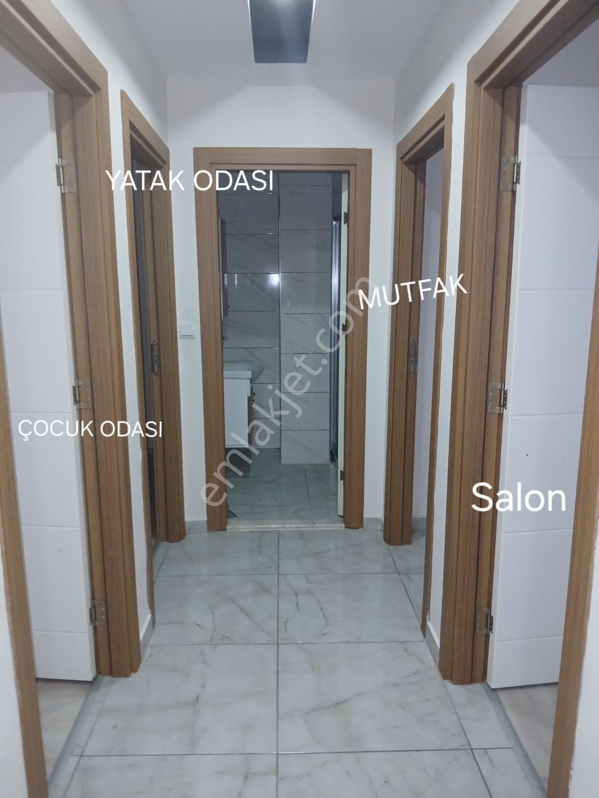 Denize Yürüme Mesafesinde Satılık 2+1 Daire | Merkezi Konum - Görsel 2