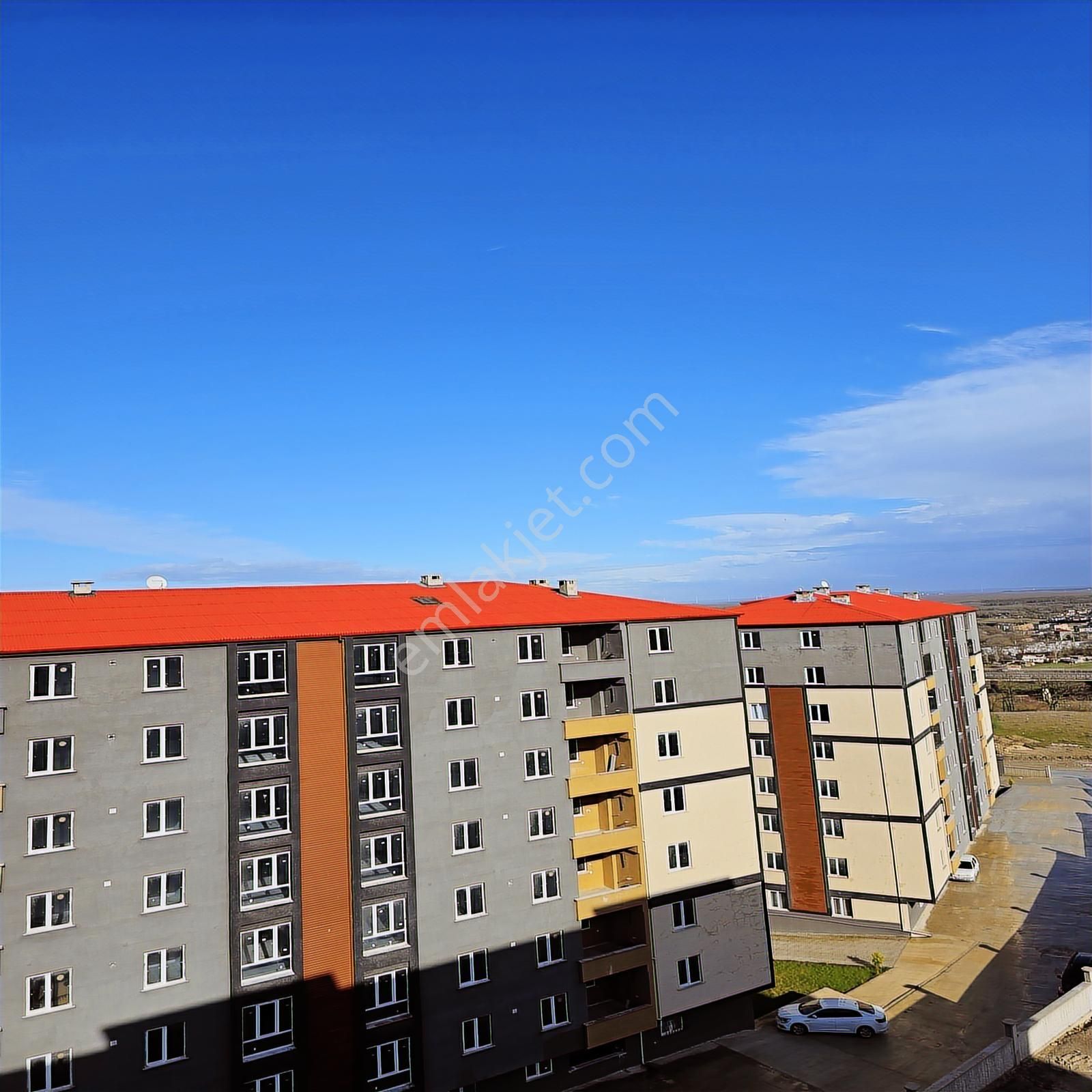 Yuvakurdan Sıfır Kiralık 3+1 İstasyon Mh Sitede Kapalı Otoparklı - Görsel 23