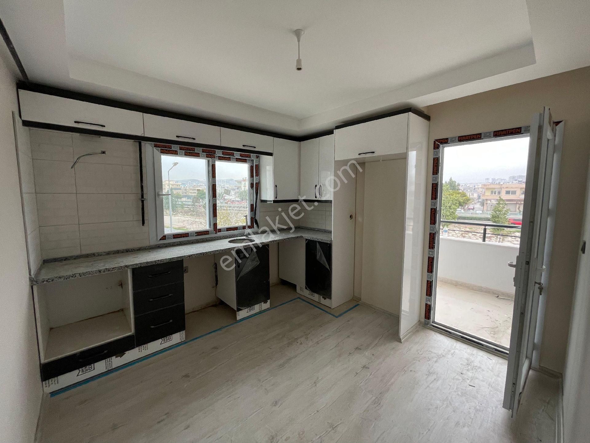 Ra Gayrimenkul Anıt Mh Sıfır Kiralık Daire