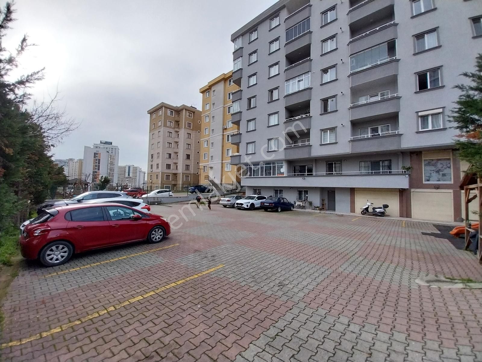 Site Özellikli Binada Komple Yenilenmiş Geniş Balkonlu Fırsat - Görsel 33