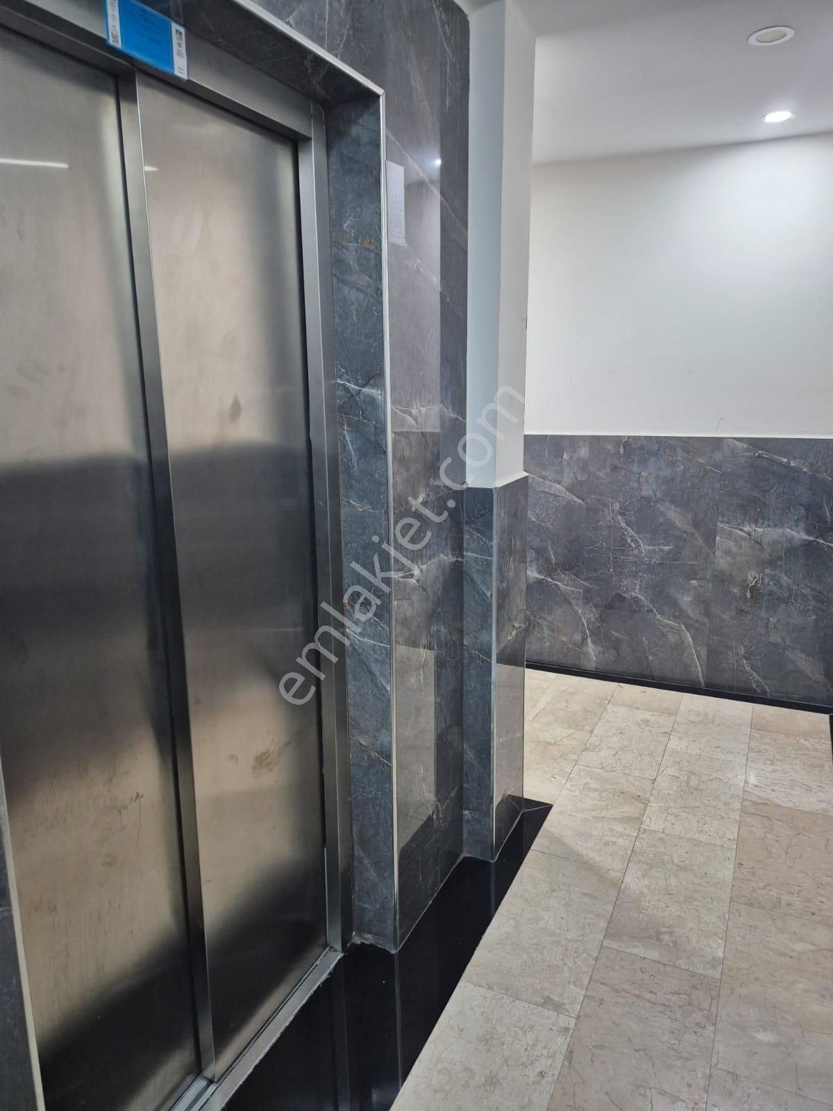 Çekmeköy Aydınlar Mahallesi Kaçırılmayacak Kelepir Daire - Görsel 3