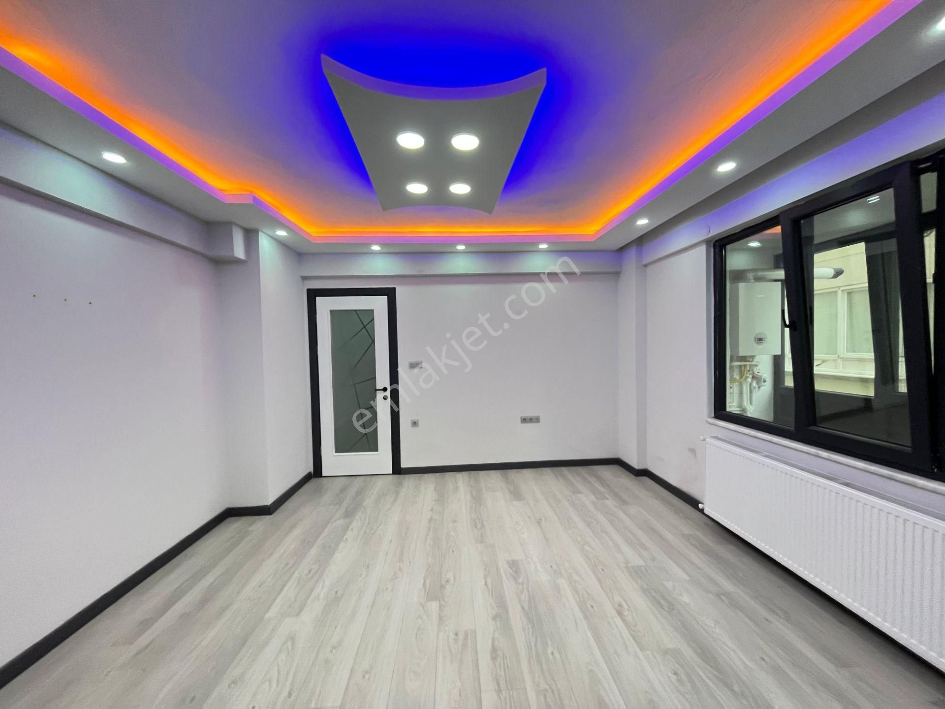 Parstan Sarıkızda Ön Cephe Denize 600 M Mesafede Masrafsız 3+1