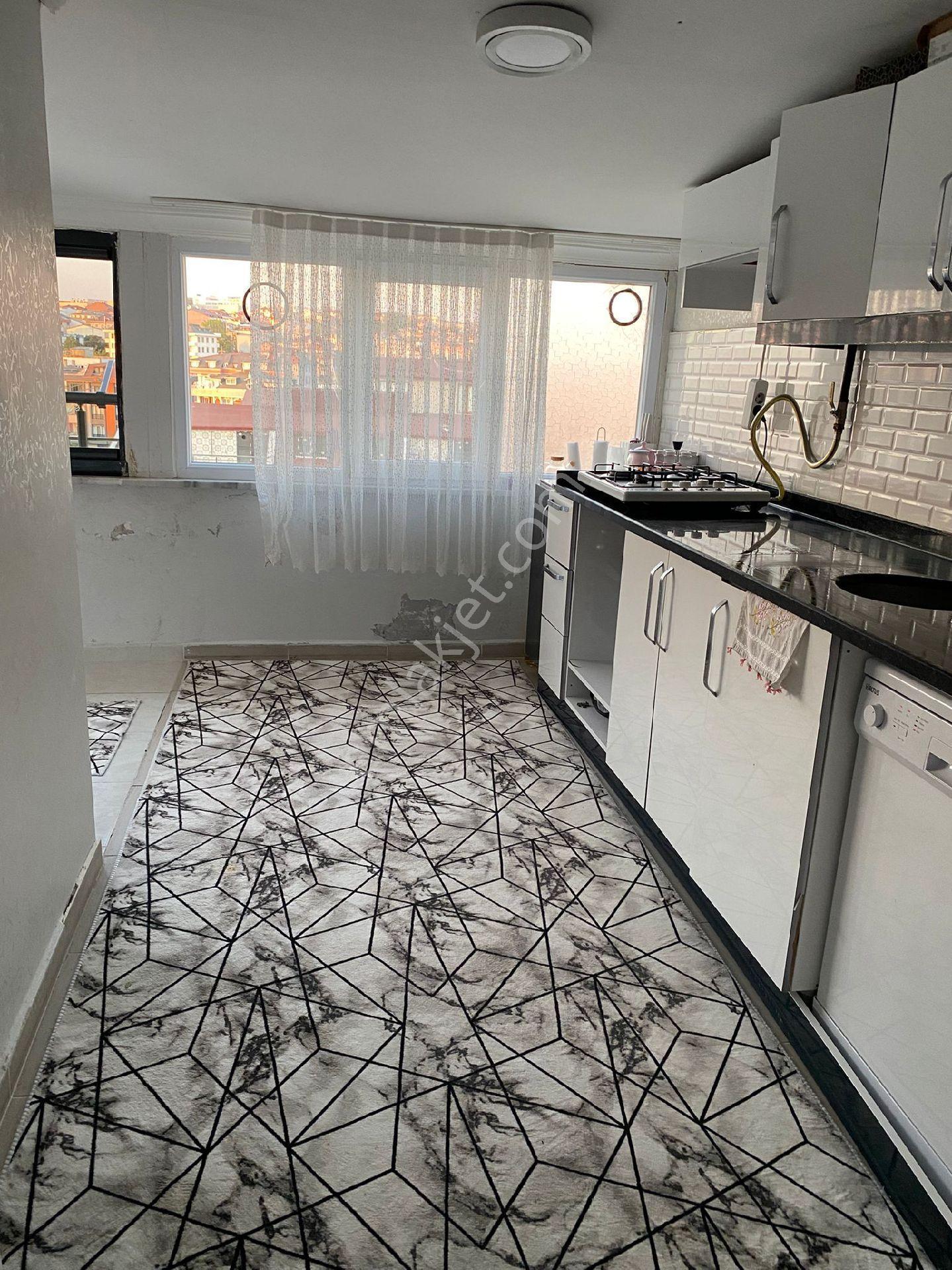 1.69 Krediyle Arnavutköy Haraççı Karlıbayırda Satılık 4+2 Çatı Kat Dubleks Daire